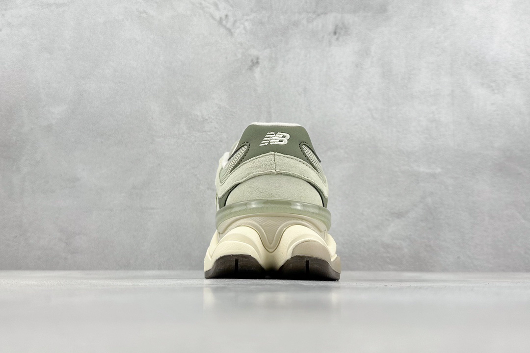 New Balance Sneakers-66