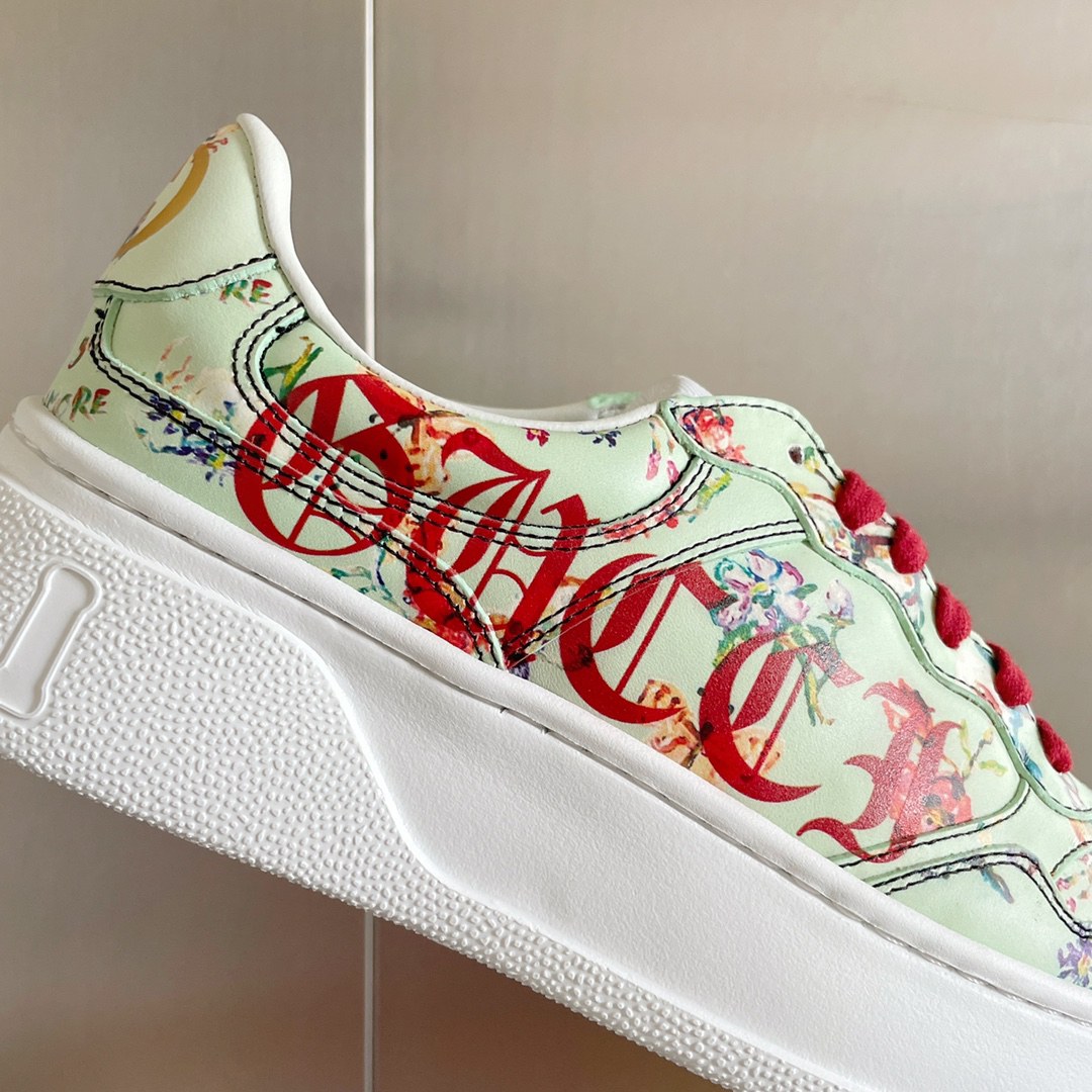 Gucci Sneakers-168