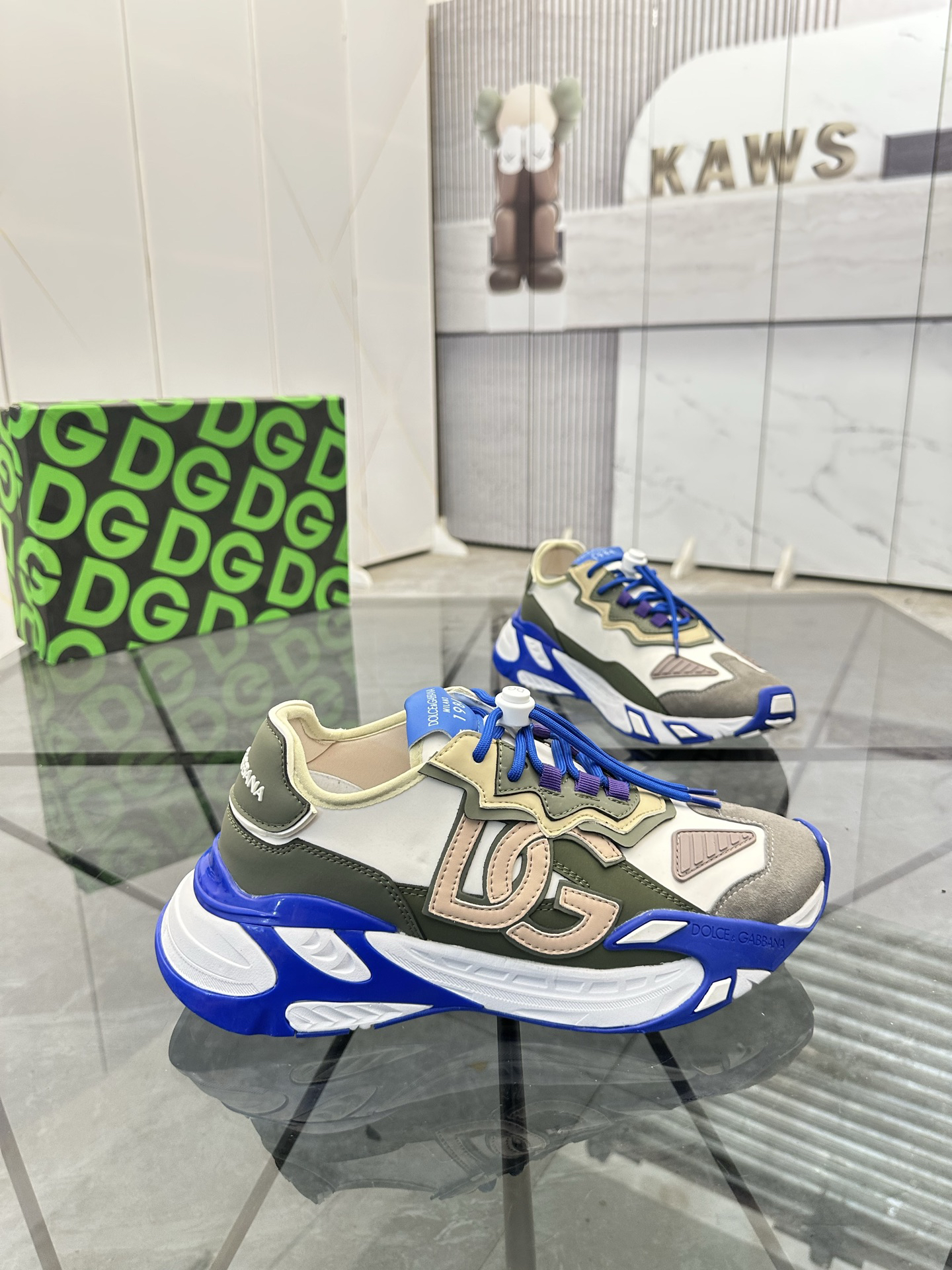 D&G Sneakers-182