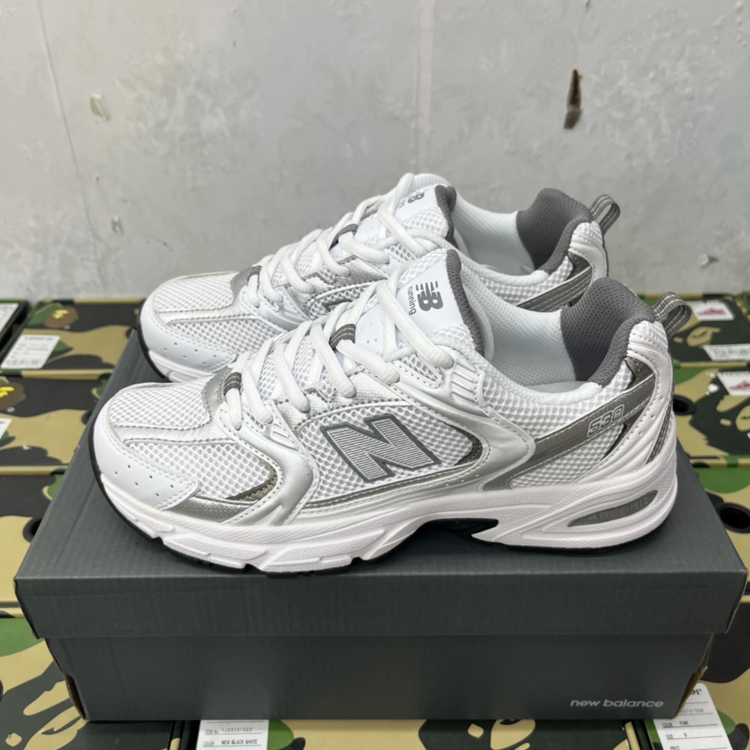New Balance Sneakers-38