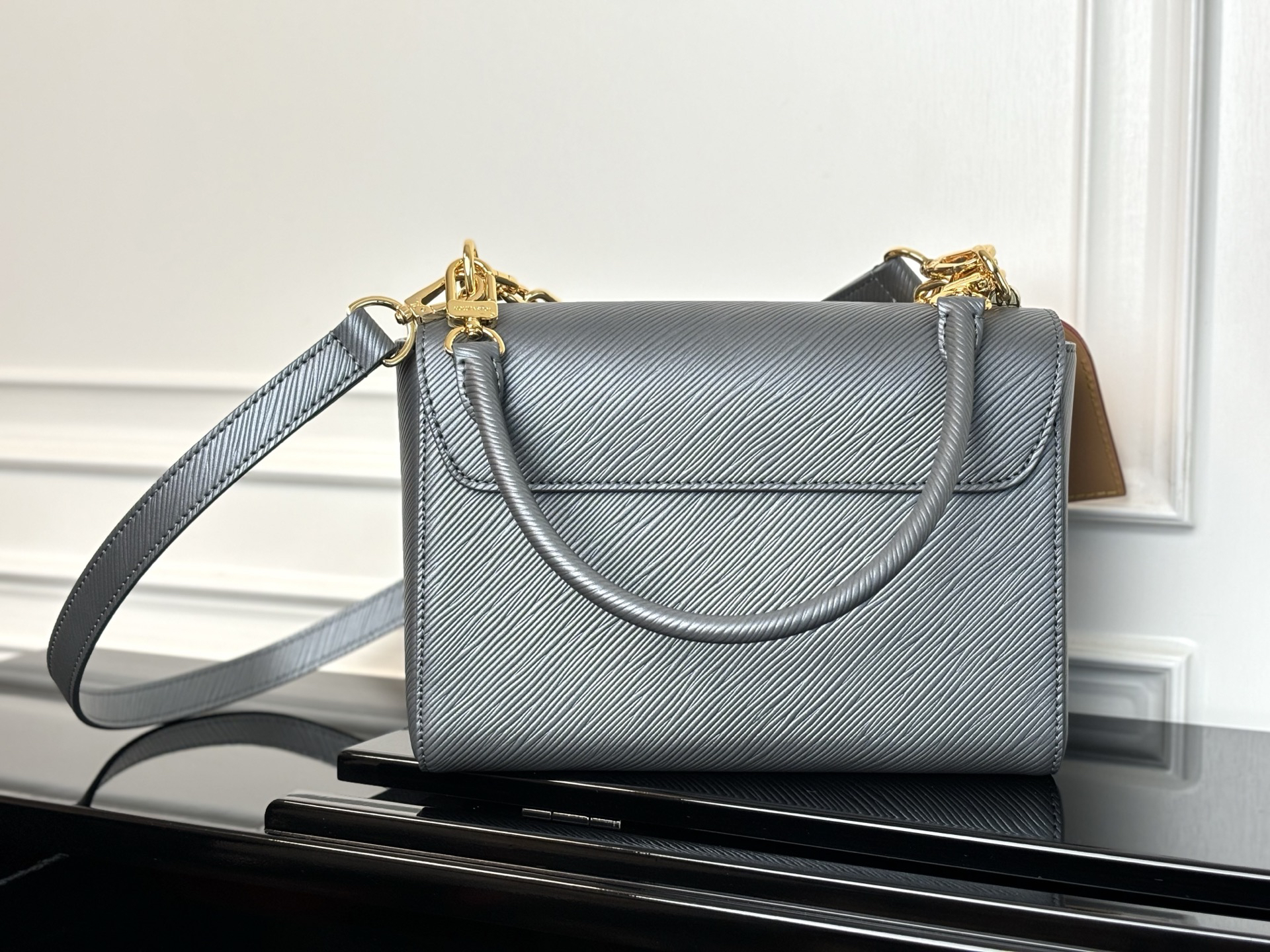 Louis Vuitton Hot New Product-15