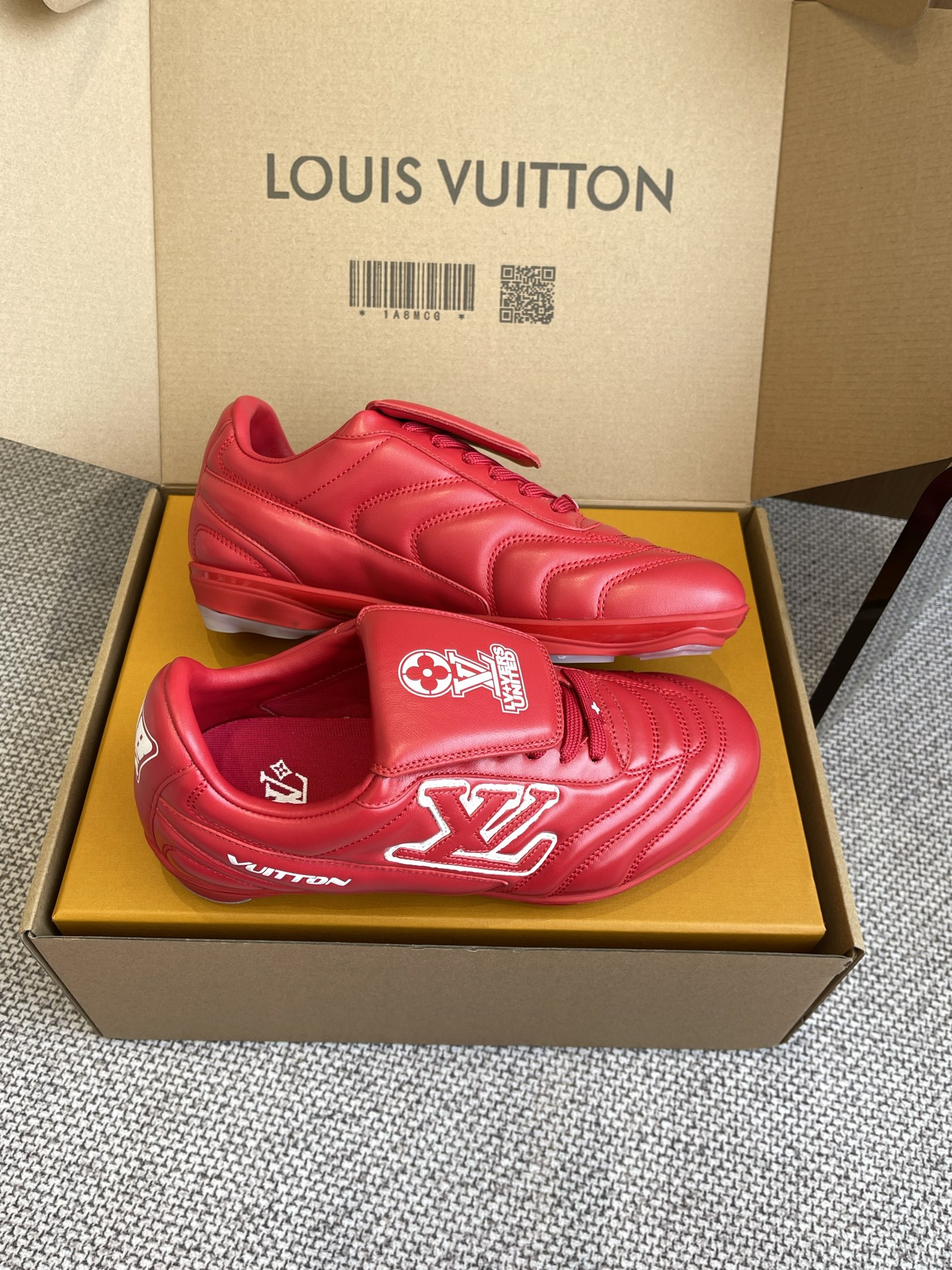 Lv Sneakers-107