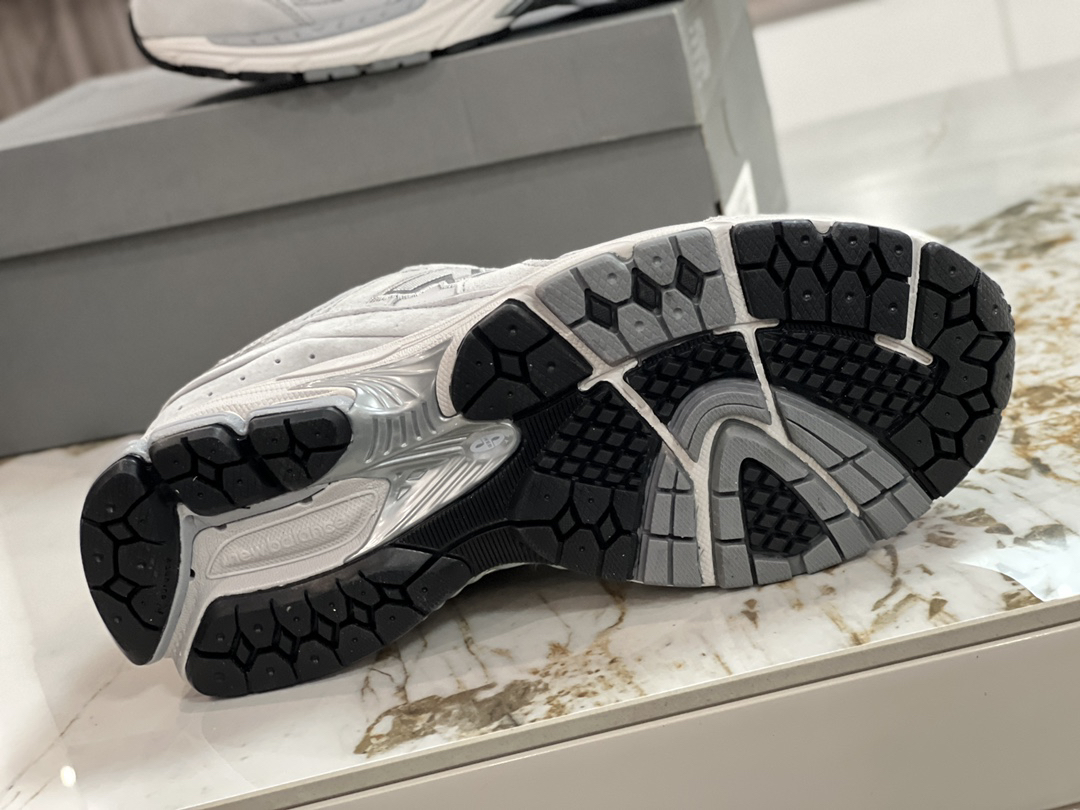New Balance Sneakers-132
