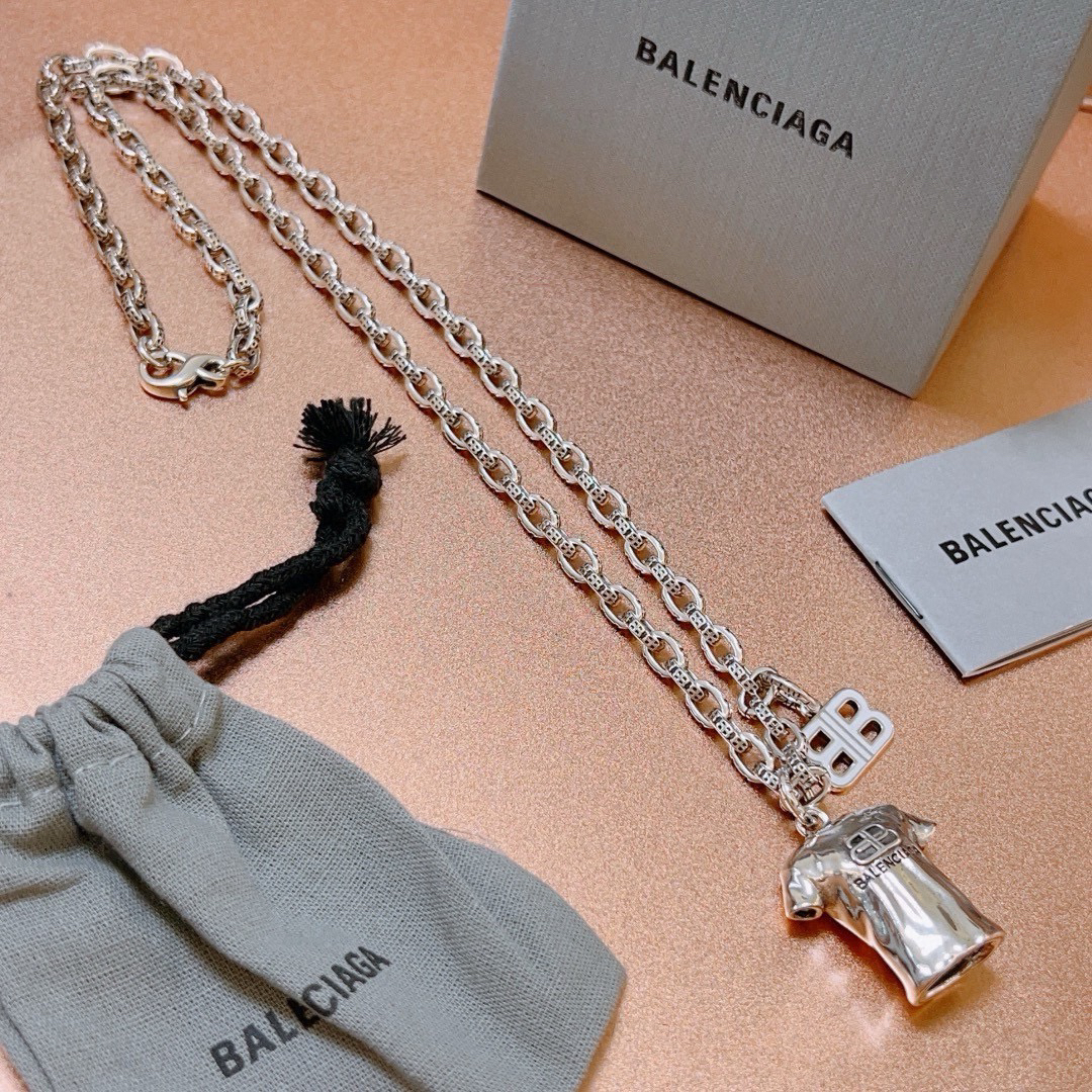 Balenciaga necklace-29