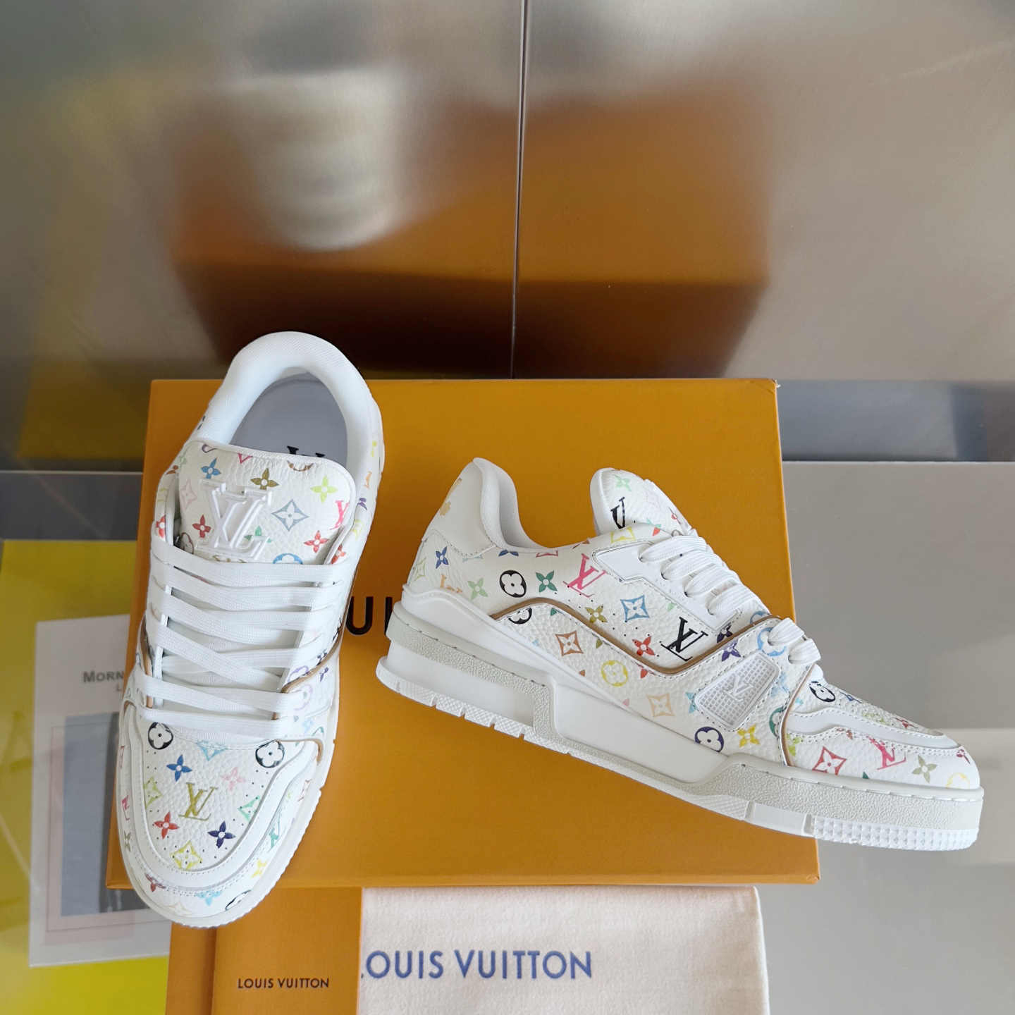 Lv Sneakers-156