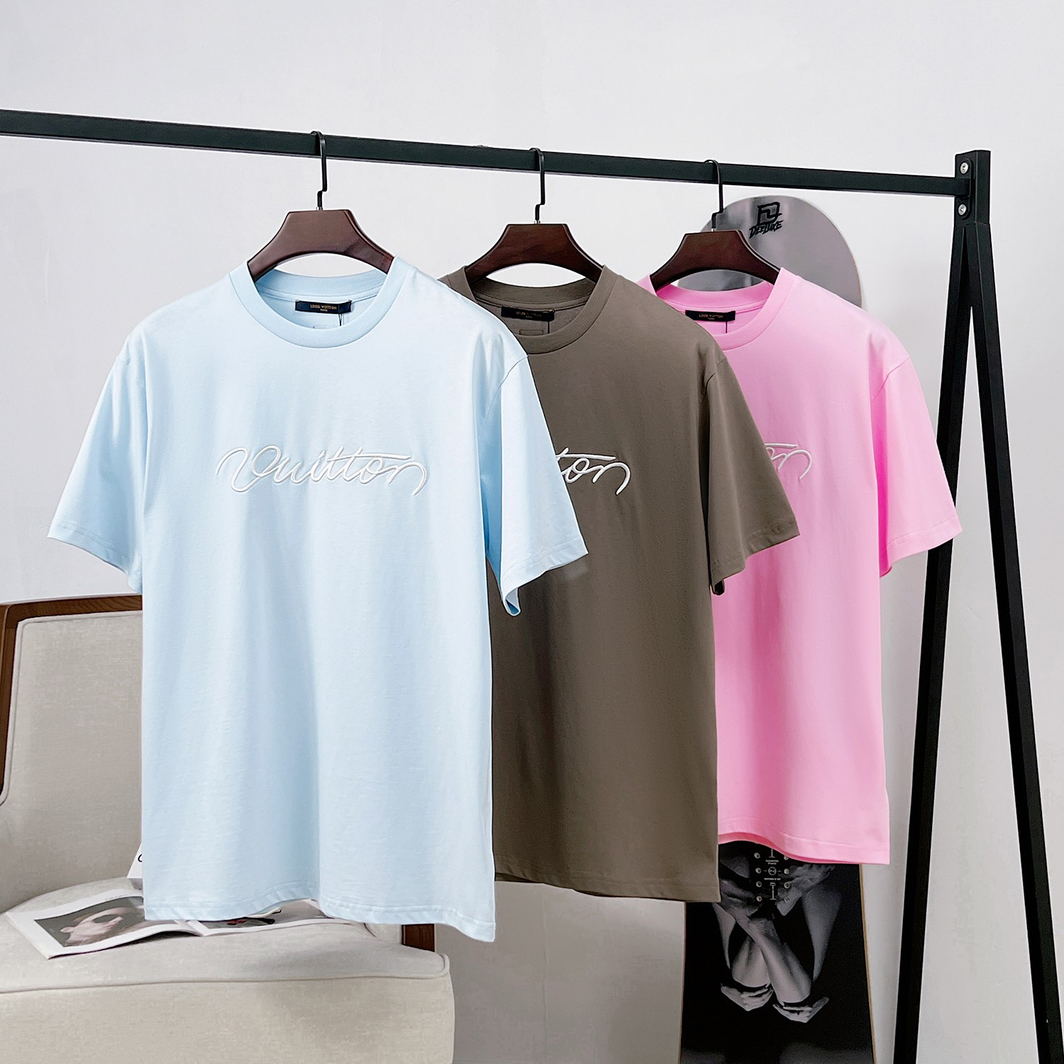LV clothing-156