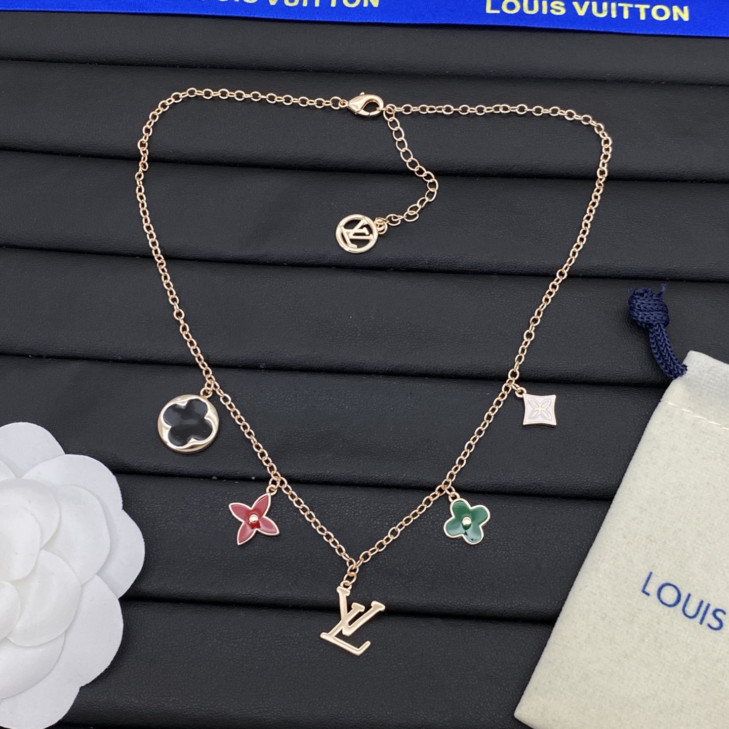 LV necklace-62