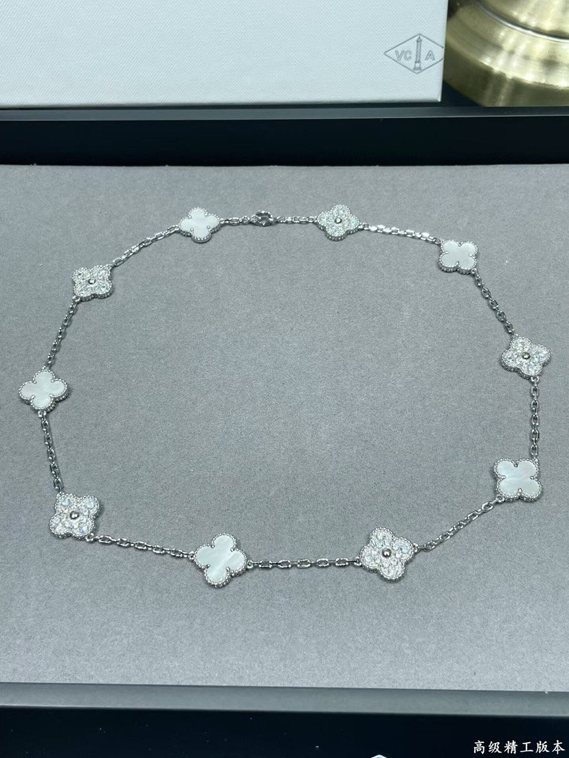 Van Cleef & Arpels necklace-143