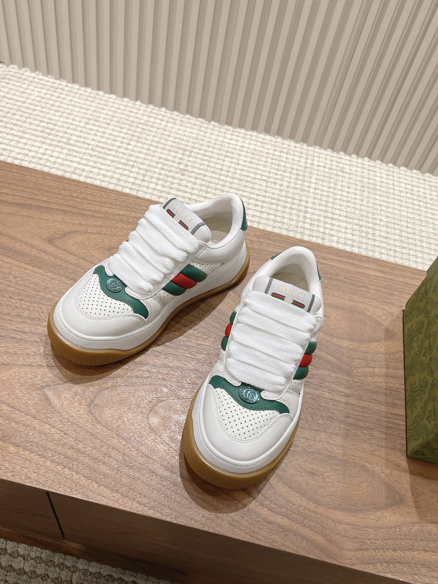 Gucci Sneakers-145