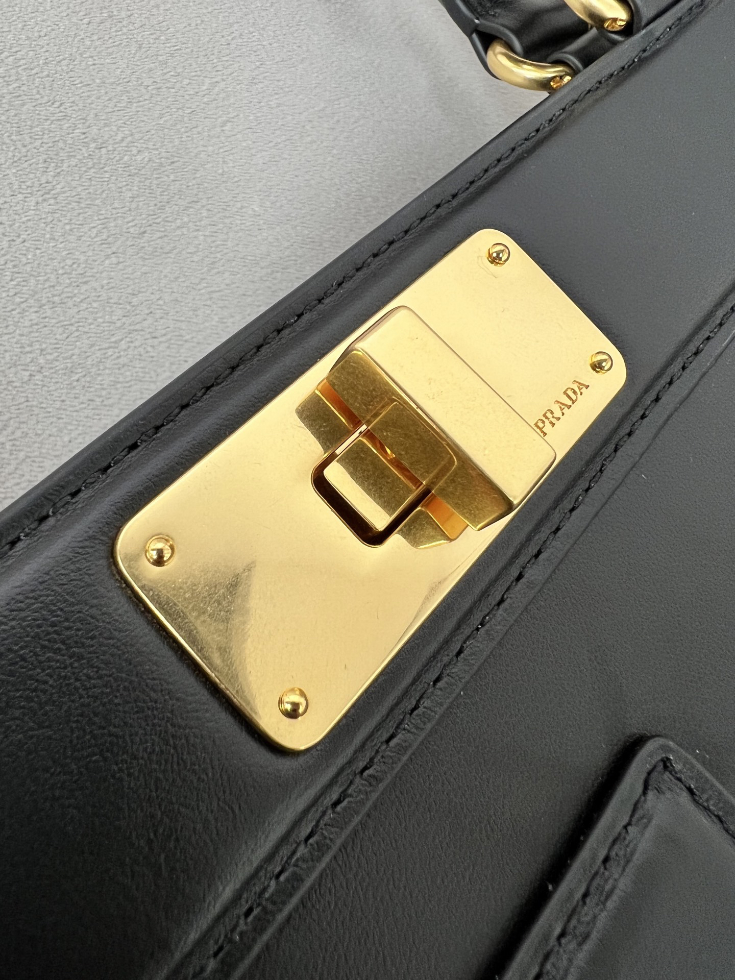 Prada Hot New Product-111