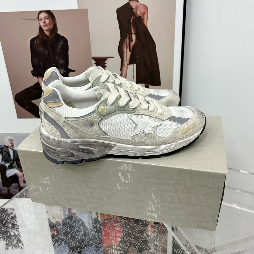 Golden Goose Sneakers-81