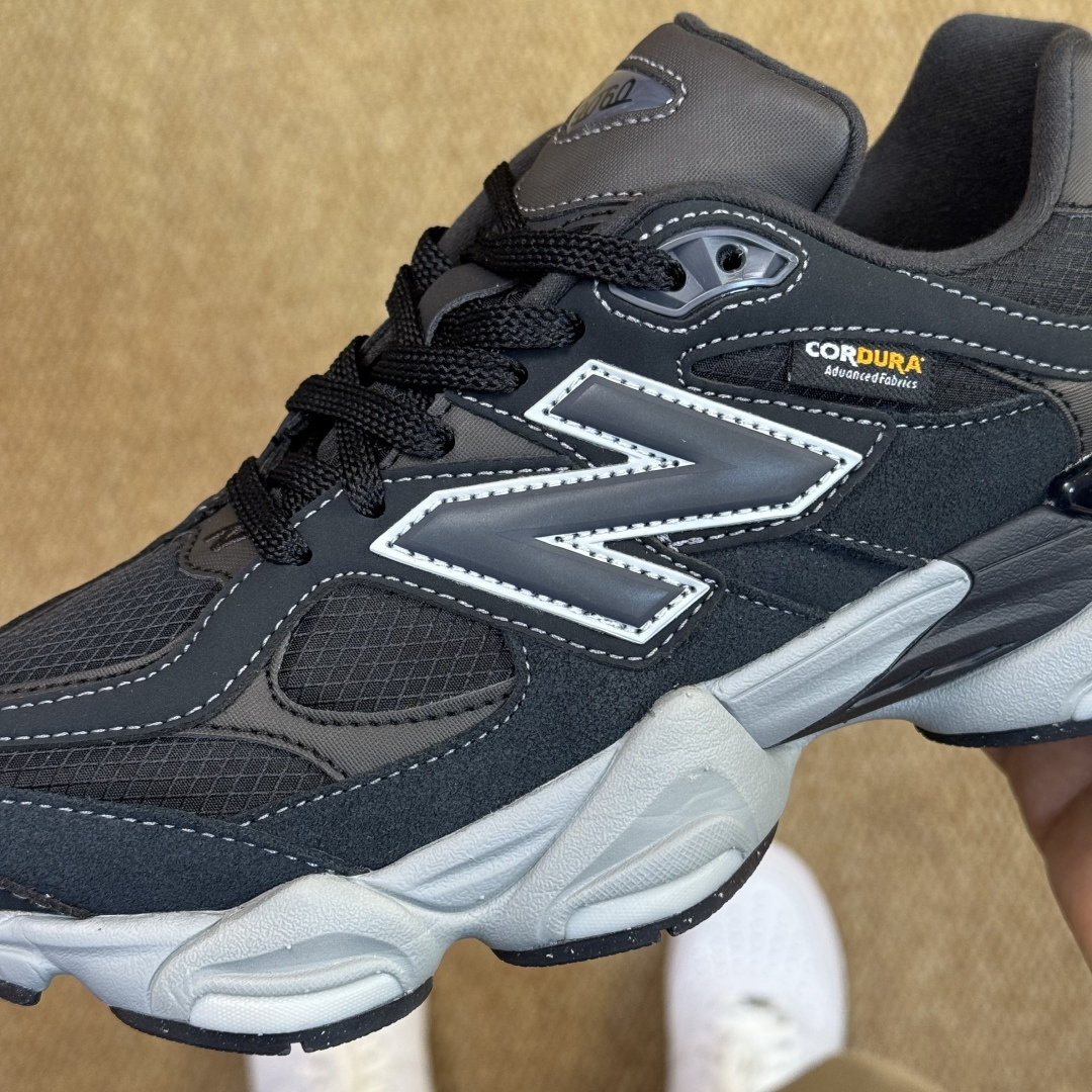 New Balance Sneakers-270