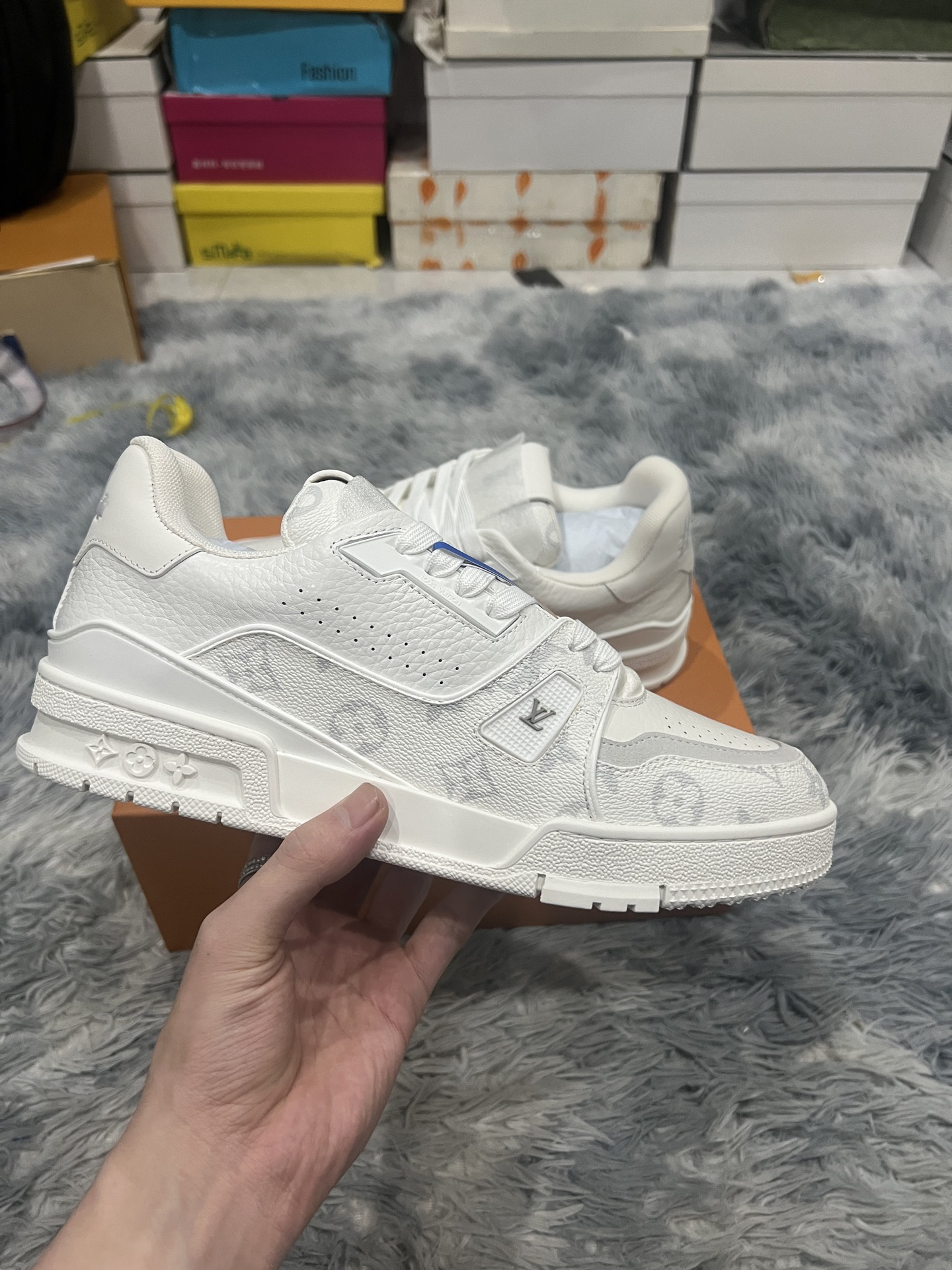 Lv Sneakers-80