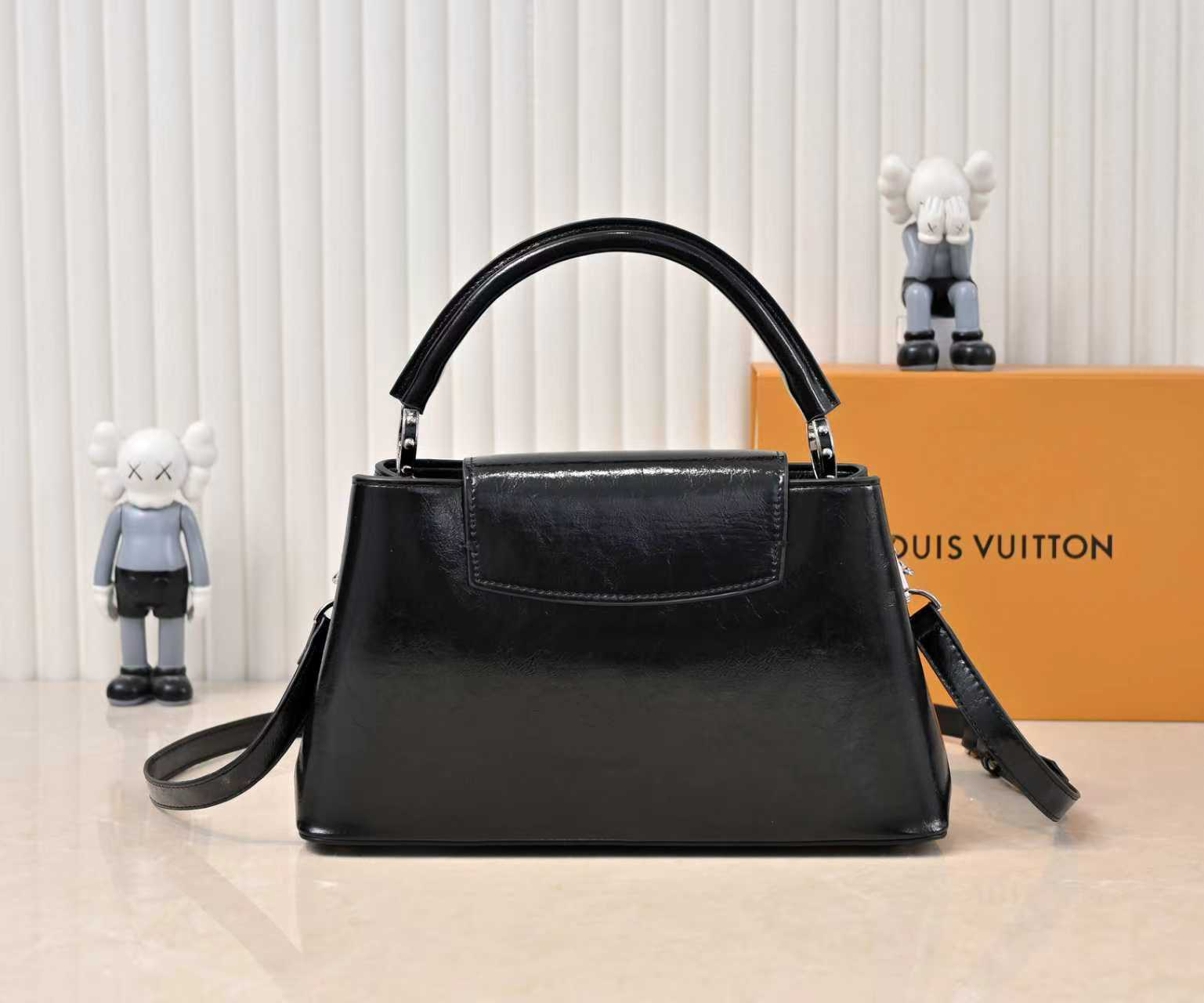 Louis Vuitton Hot New Product-163