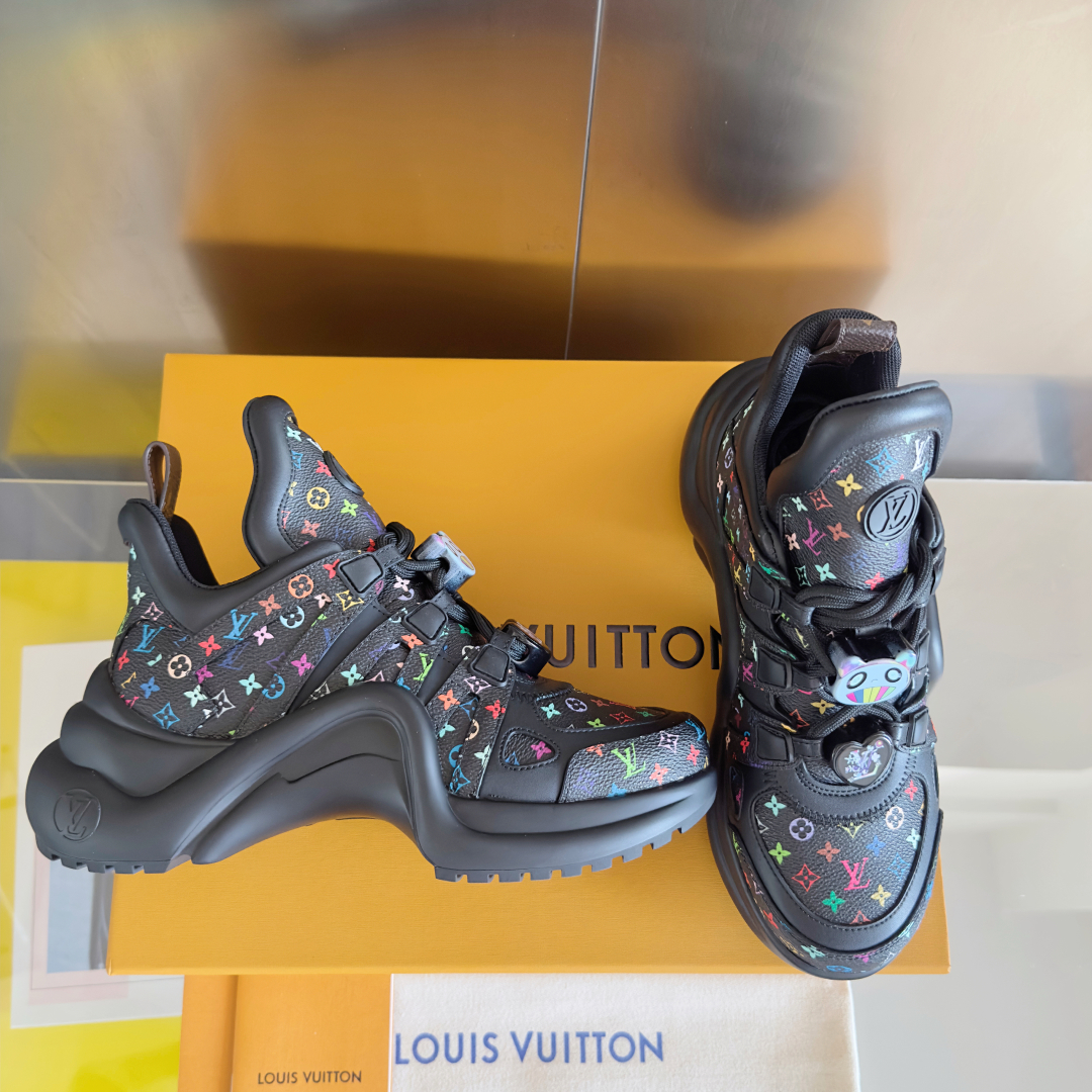 Lv Sneakers-213