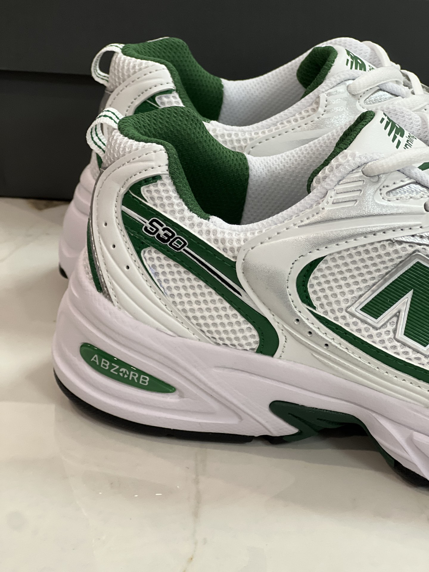 New Balance Sneakers-140