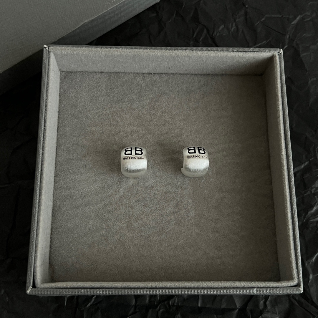 Balenciaga earrings-15