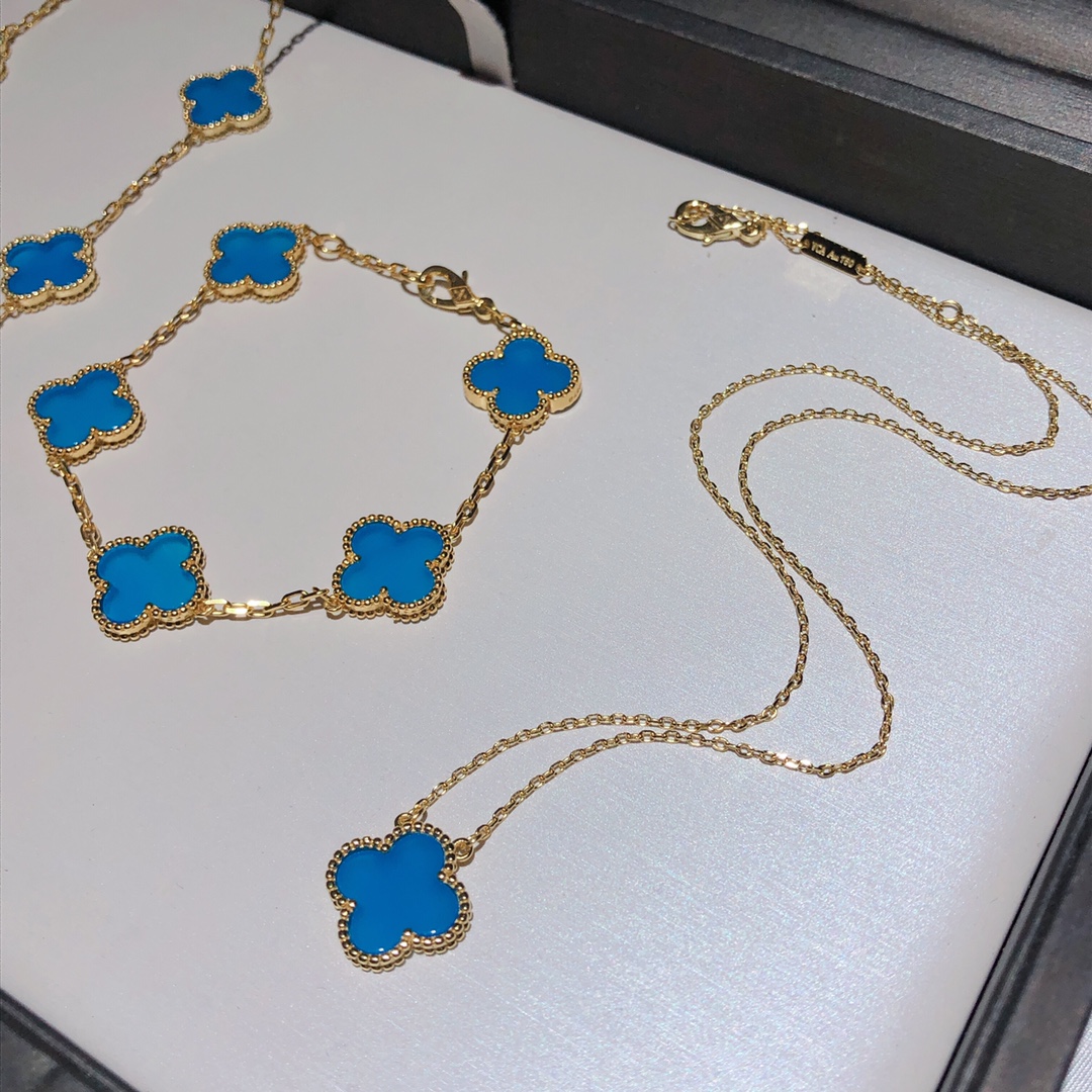 Van Cleef & Arpels Bracelet-120