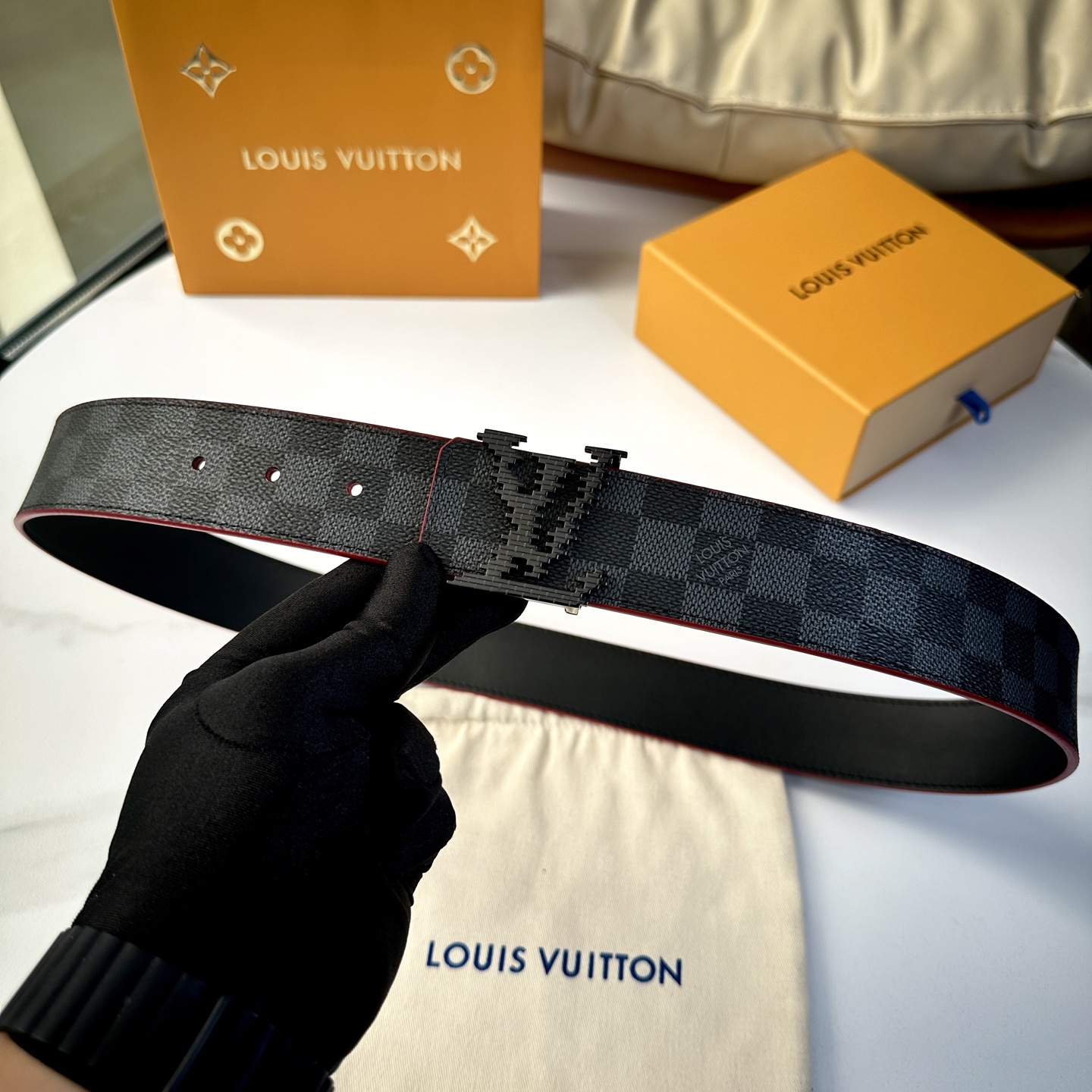 Lv belt-106