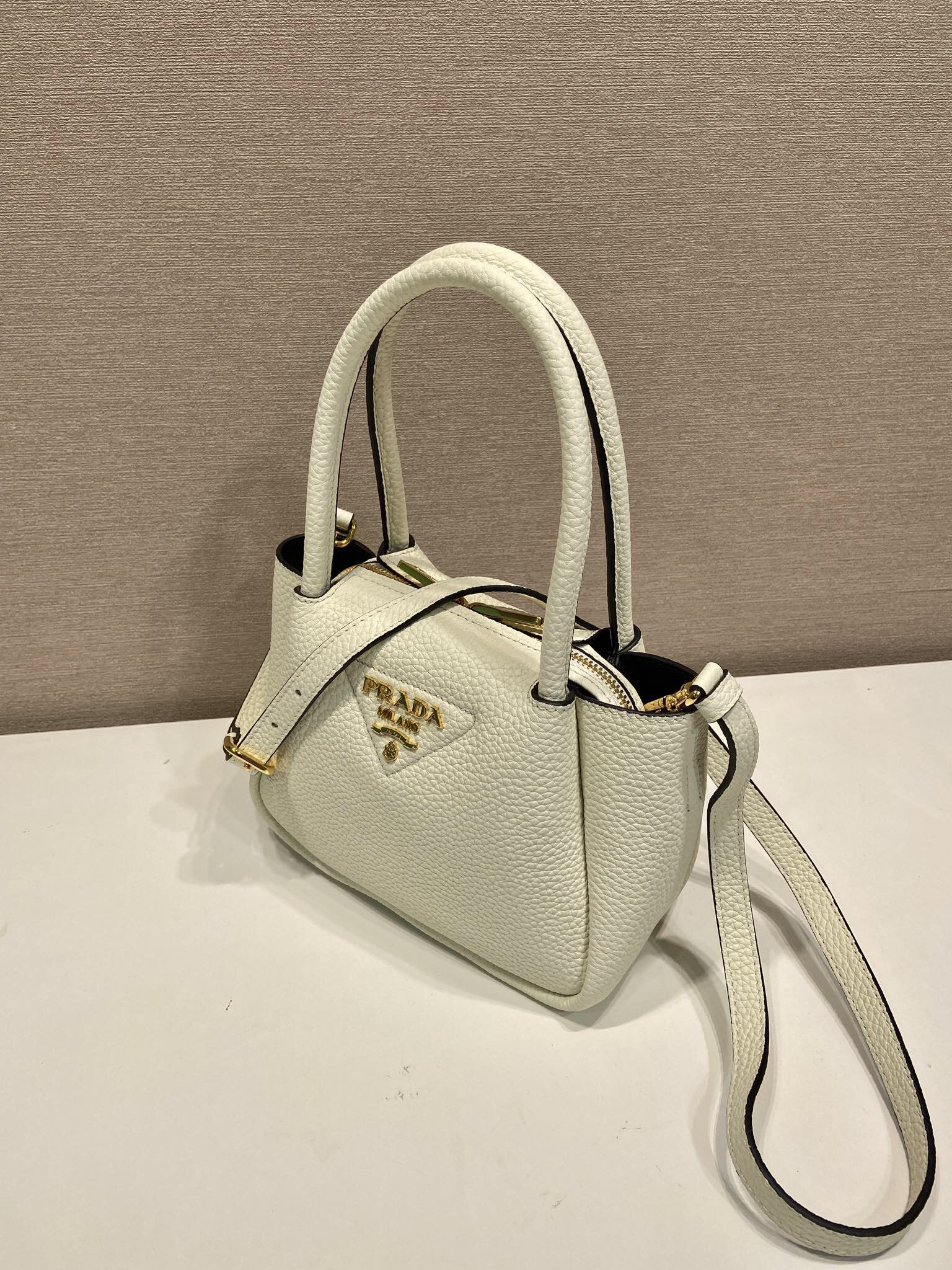 Prada Hot New Product-81