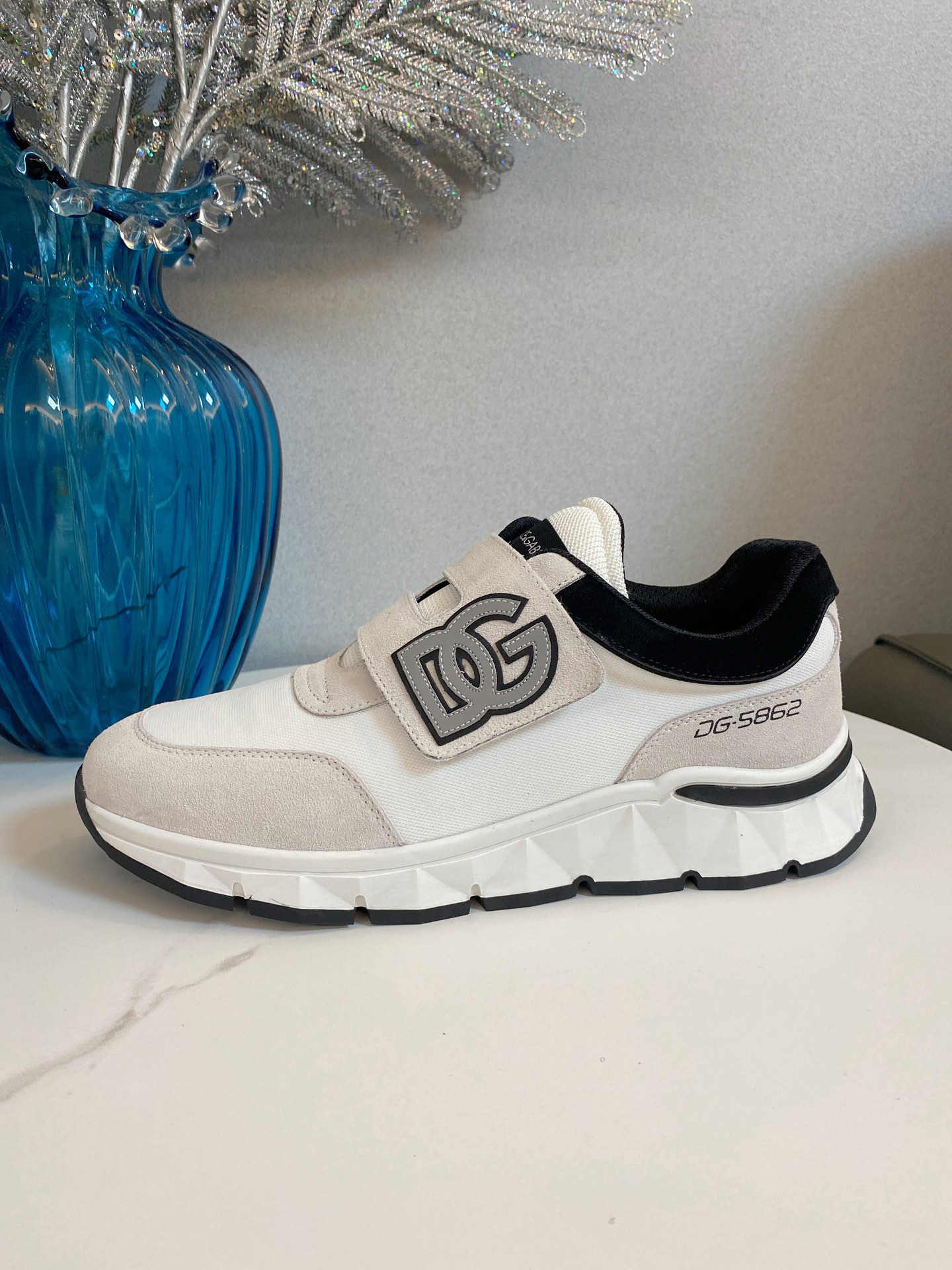 D&G Sneakers-20