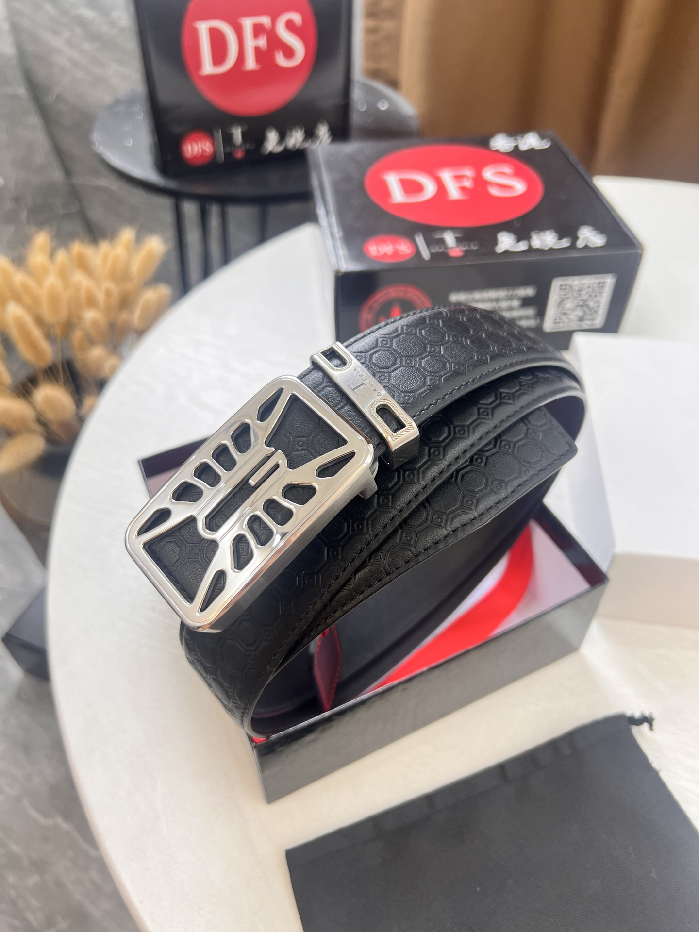 Givenchy belt-138
