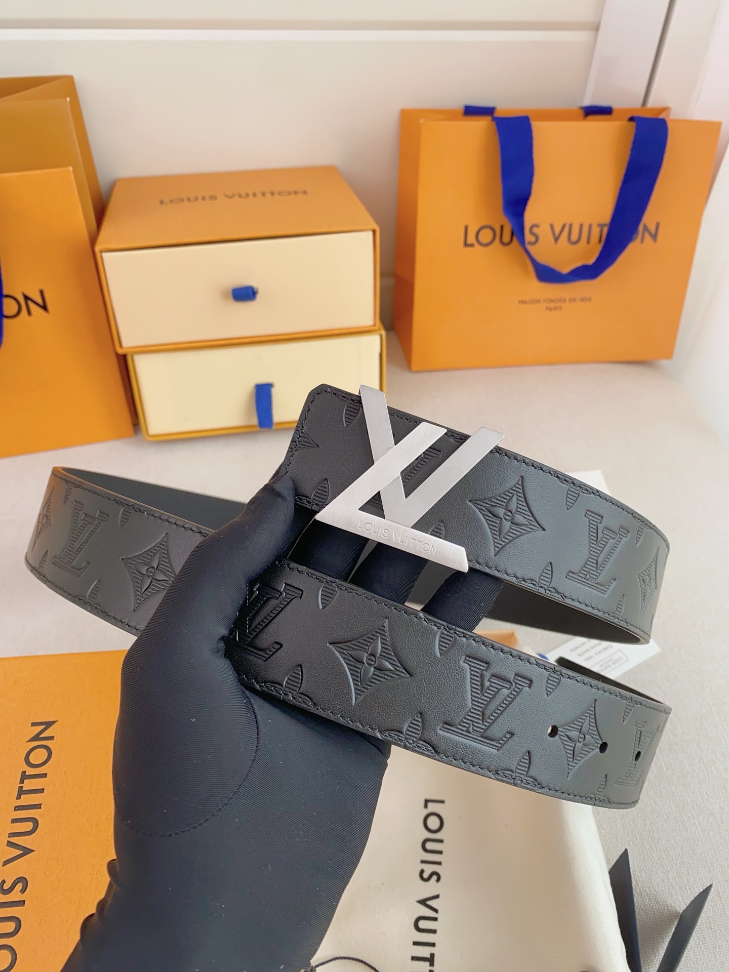 Lv belt-114