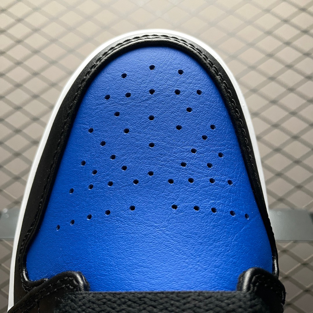 Nike Sneakers-197