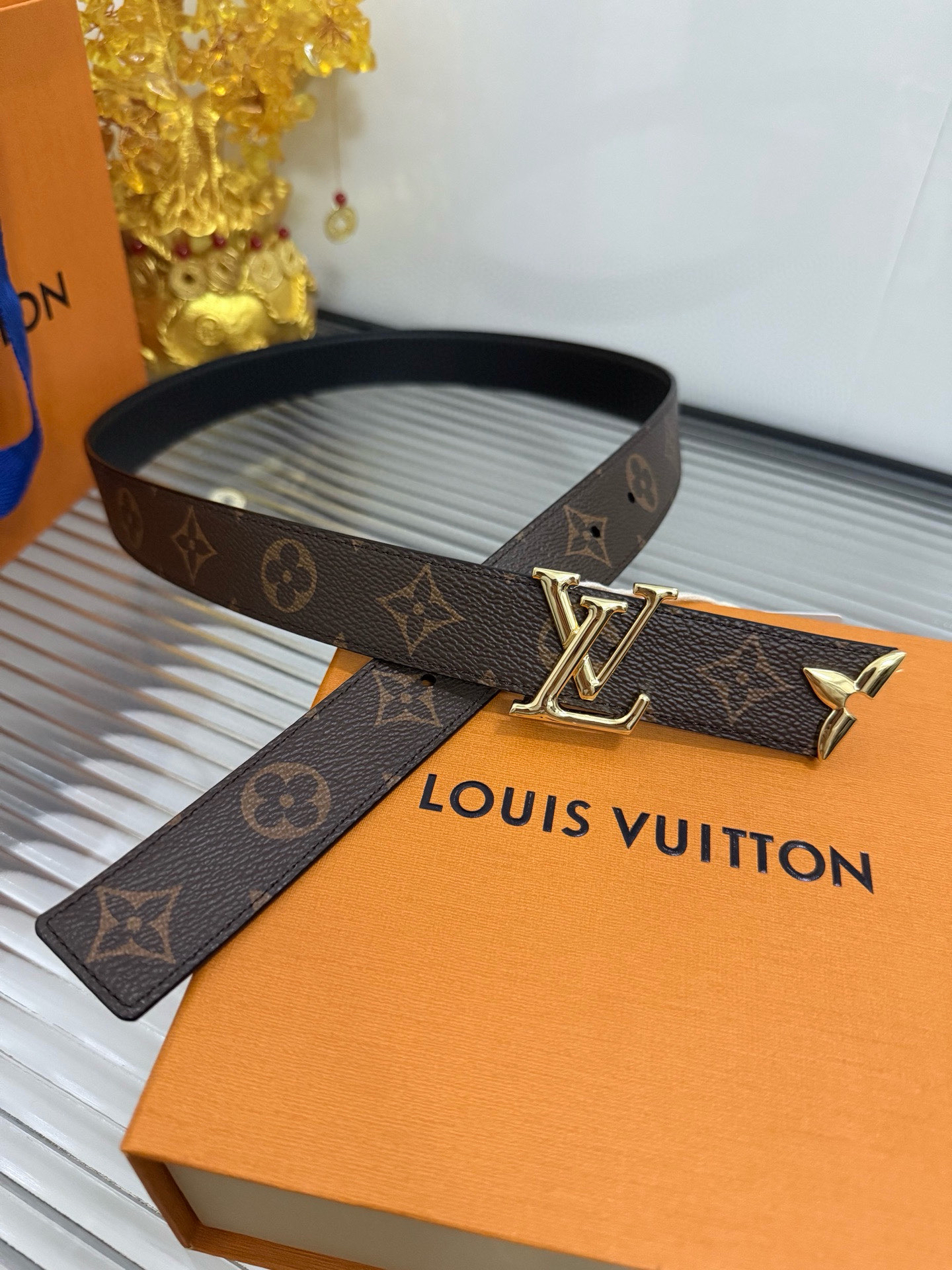Lv belt-8