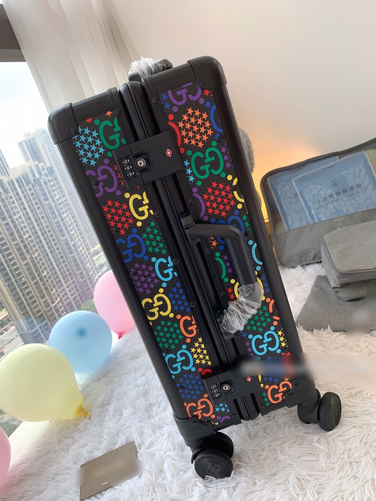 Gucci luggage-27