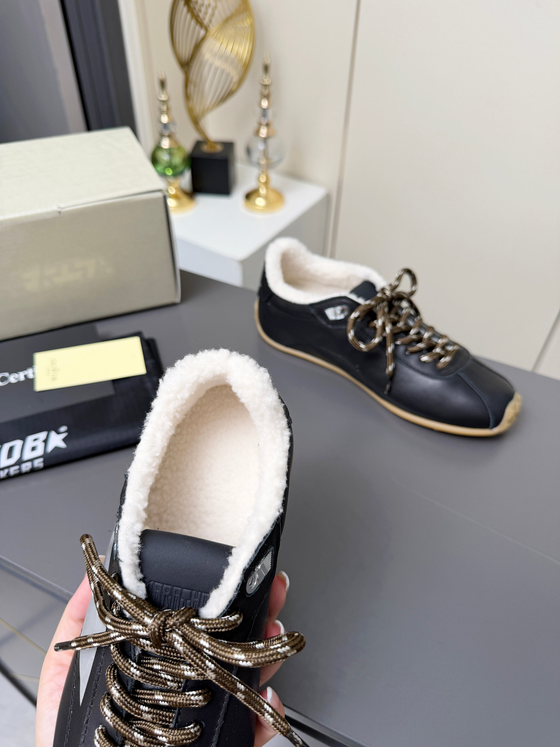 Golden Goose Sneakers-28