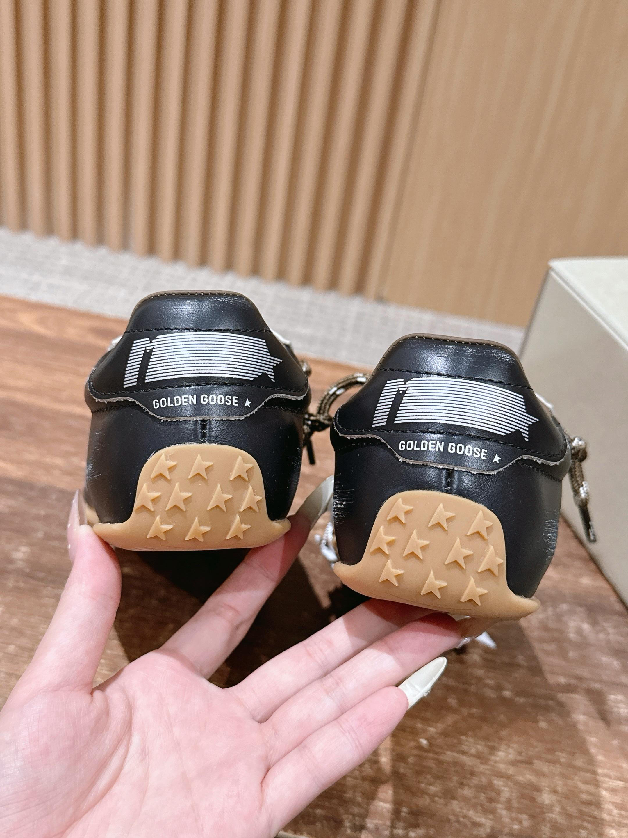 Golden Goose Sneakers-51