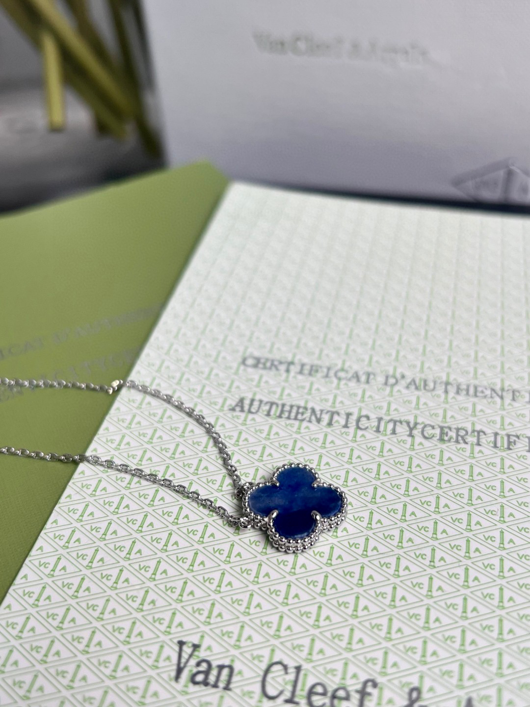 Van Cleef & Arpels necklace-50