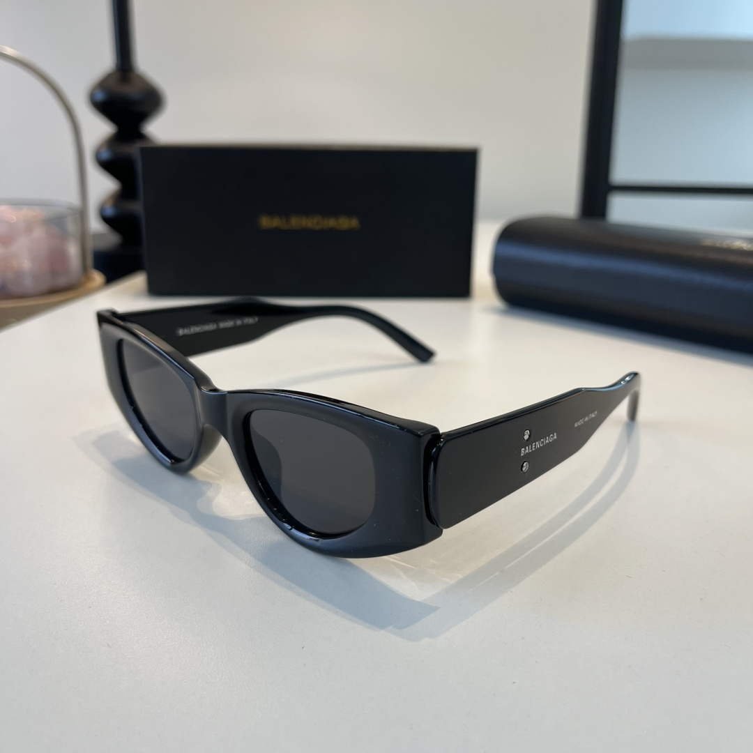 Balenciaga glasses-52