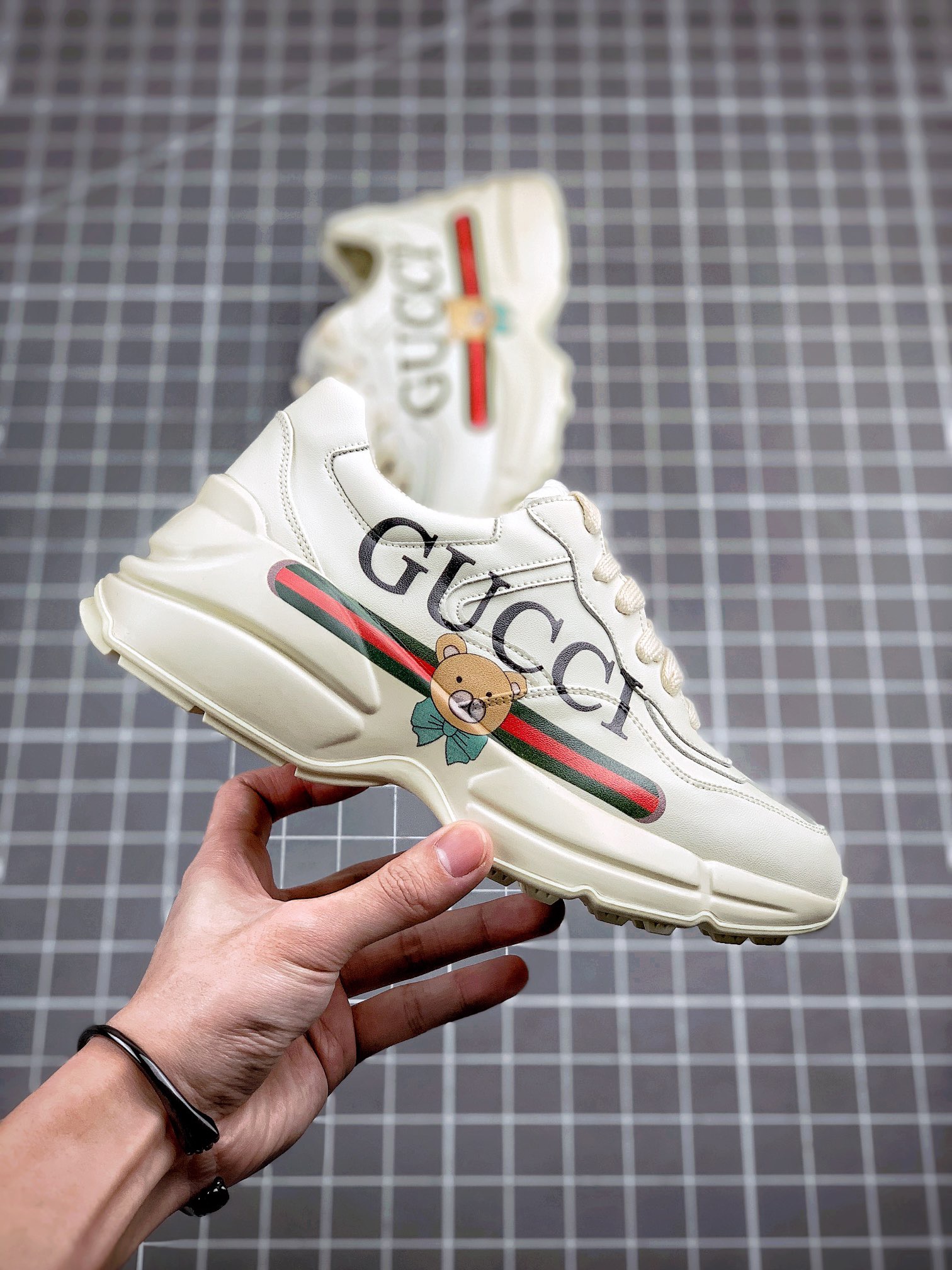 Gucci Sneakers-67