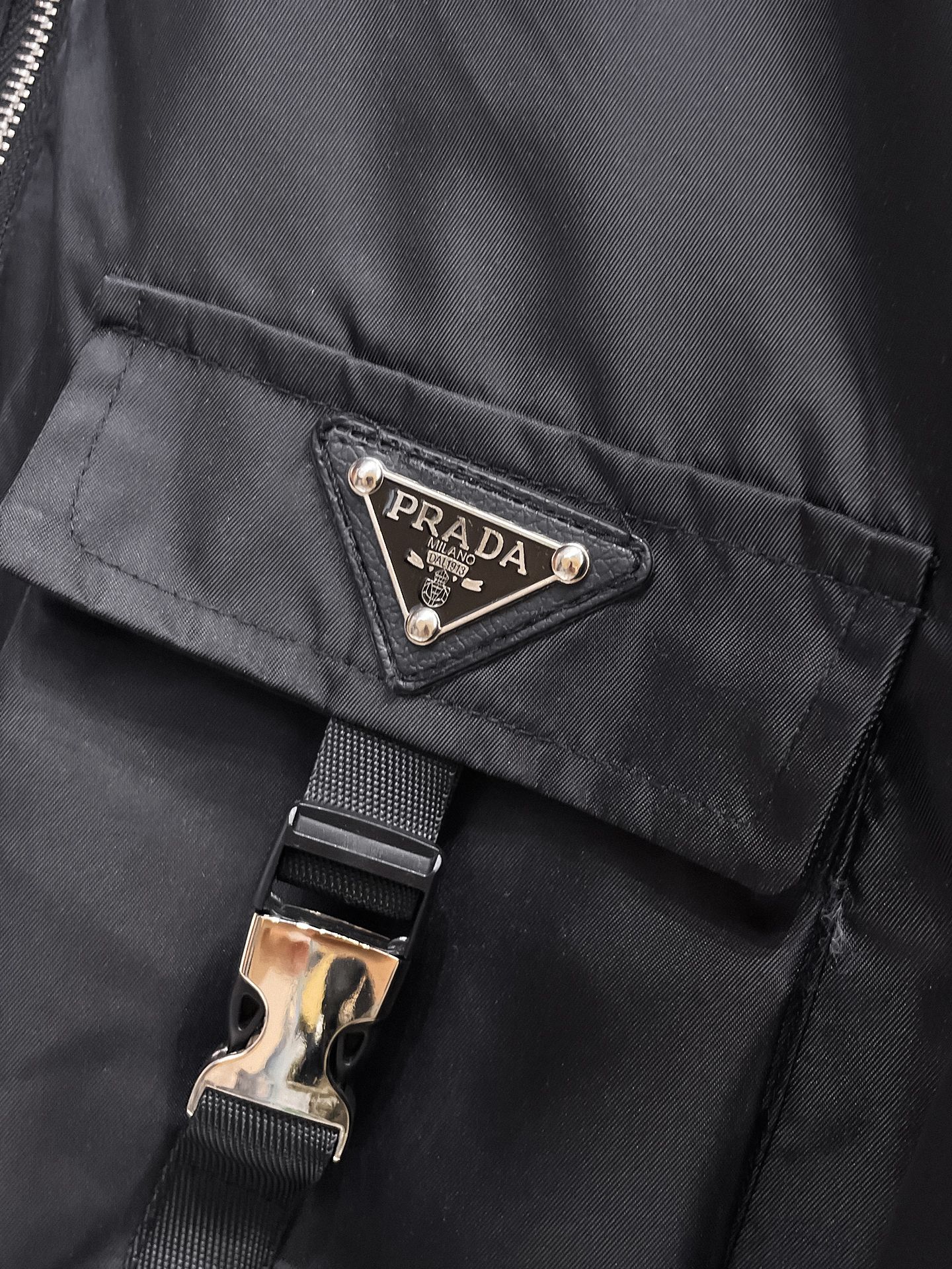 Prada Clothing-112
