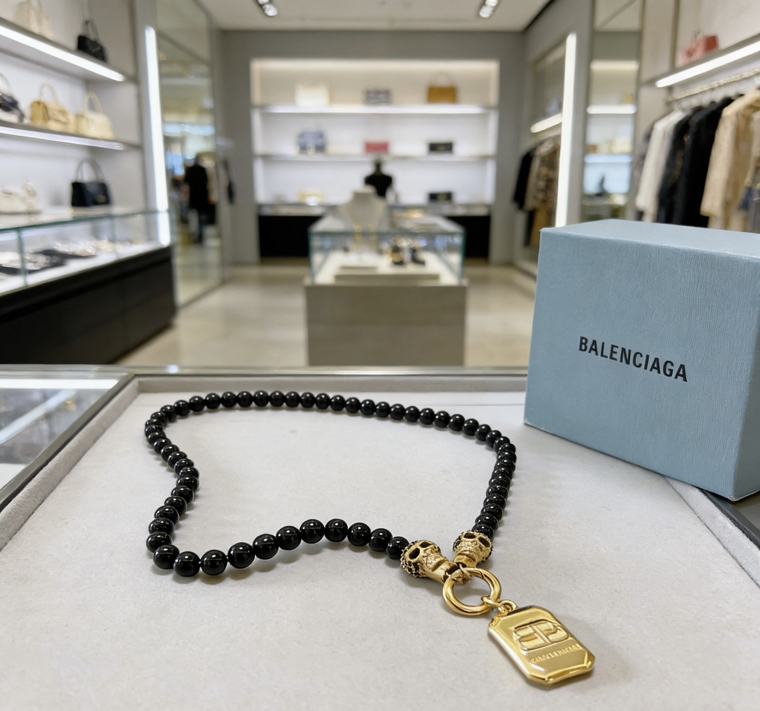 Balenciaga necklace-4