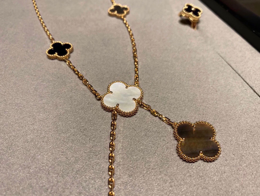 Van Cleef & Arpels necklace-67