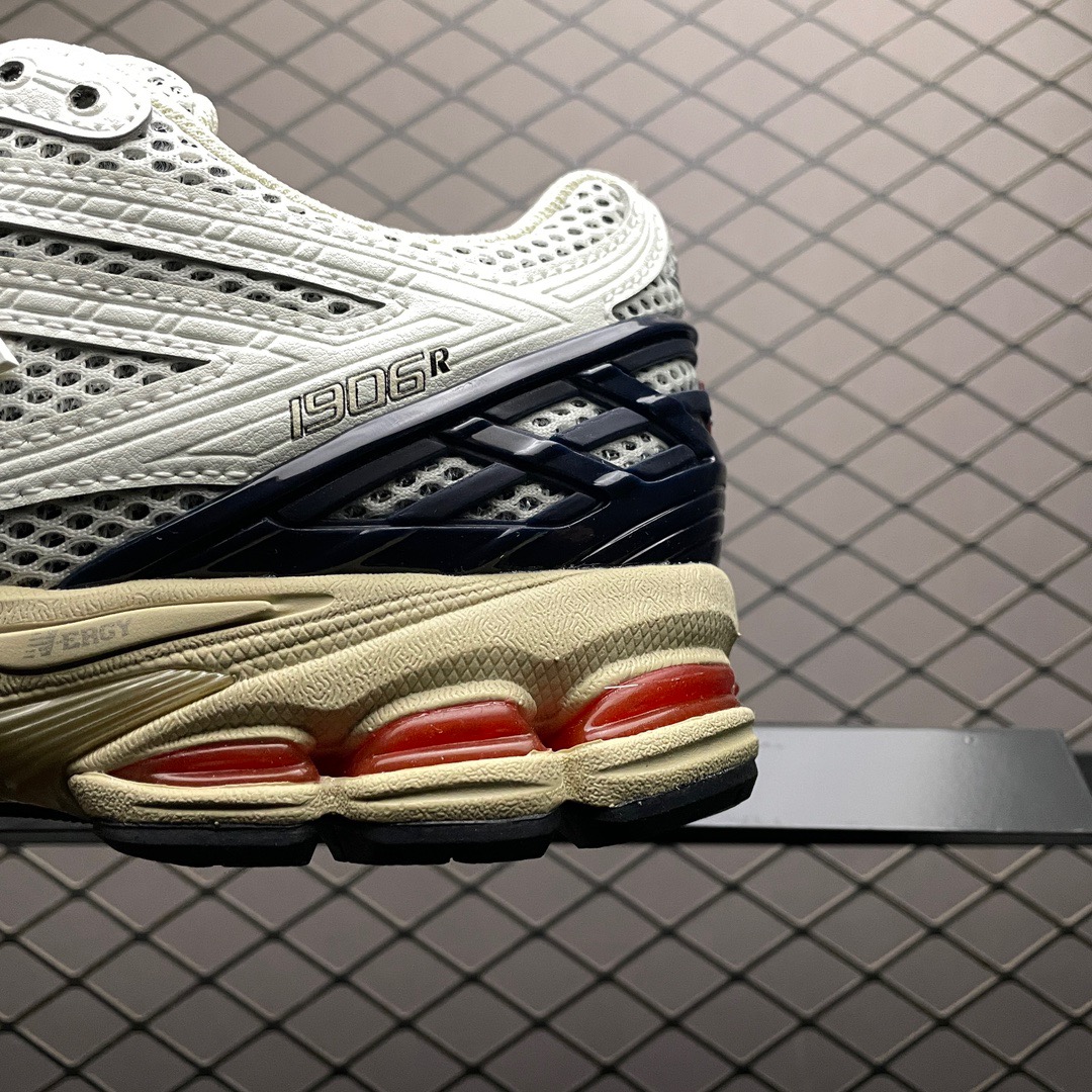 New Balance Sneakers-331