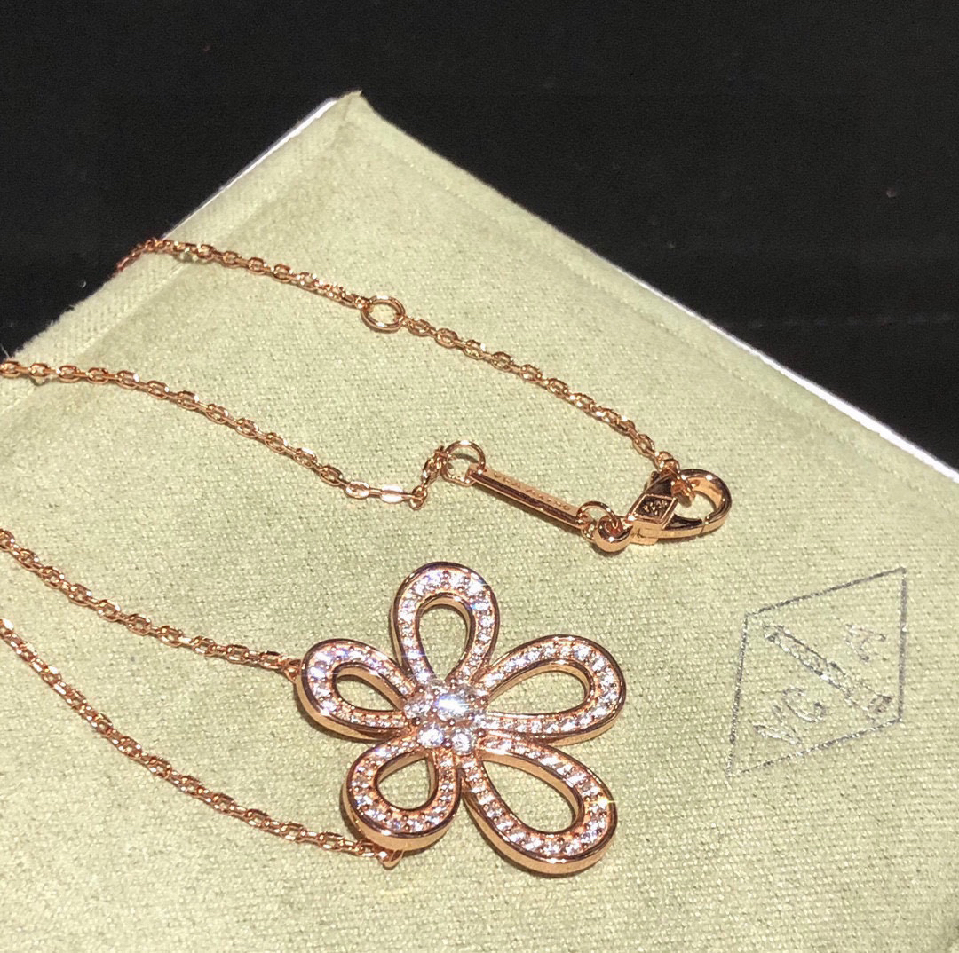 Van Cleef & Arpels necklace-65