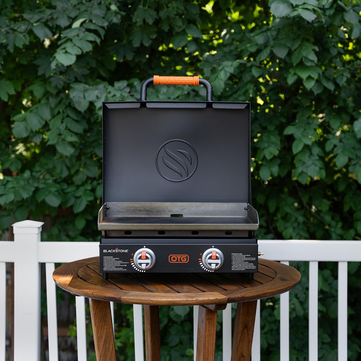 Blackstone OTG 22 Inch Tabletop Griddle Plate with Built-In Hood, Black - Portable Outdoor Grill Appliances for Camping, Tailgate Grilling, and On-the-Go Kitchen Cooking