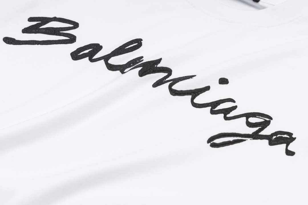 Balenciaga clothing-186