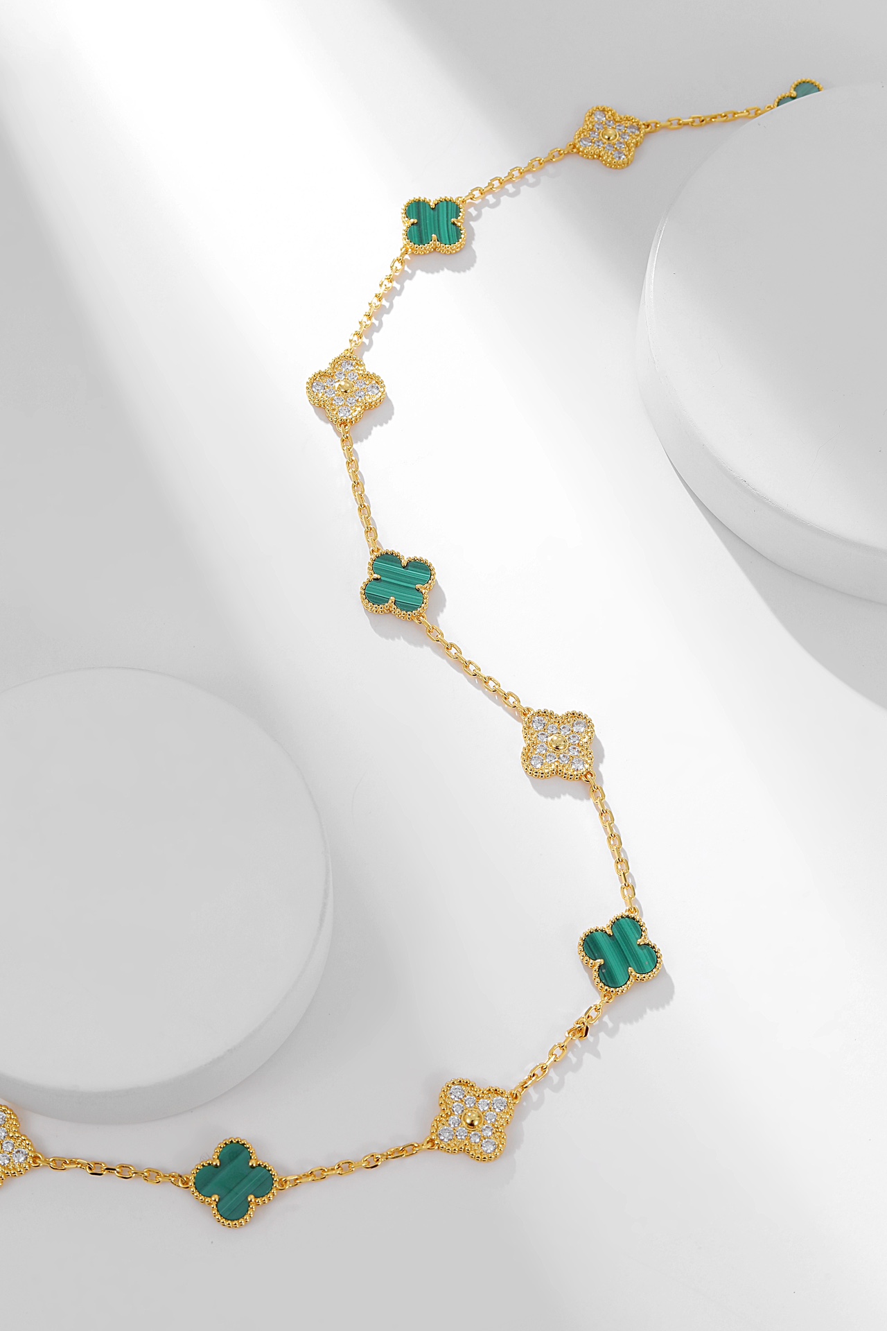 Van Cleef & Arpels necklace-90