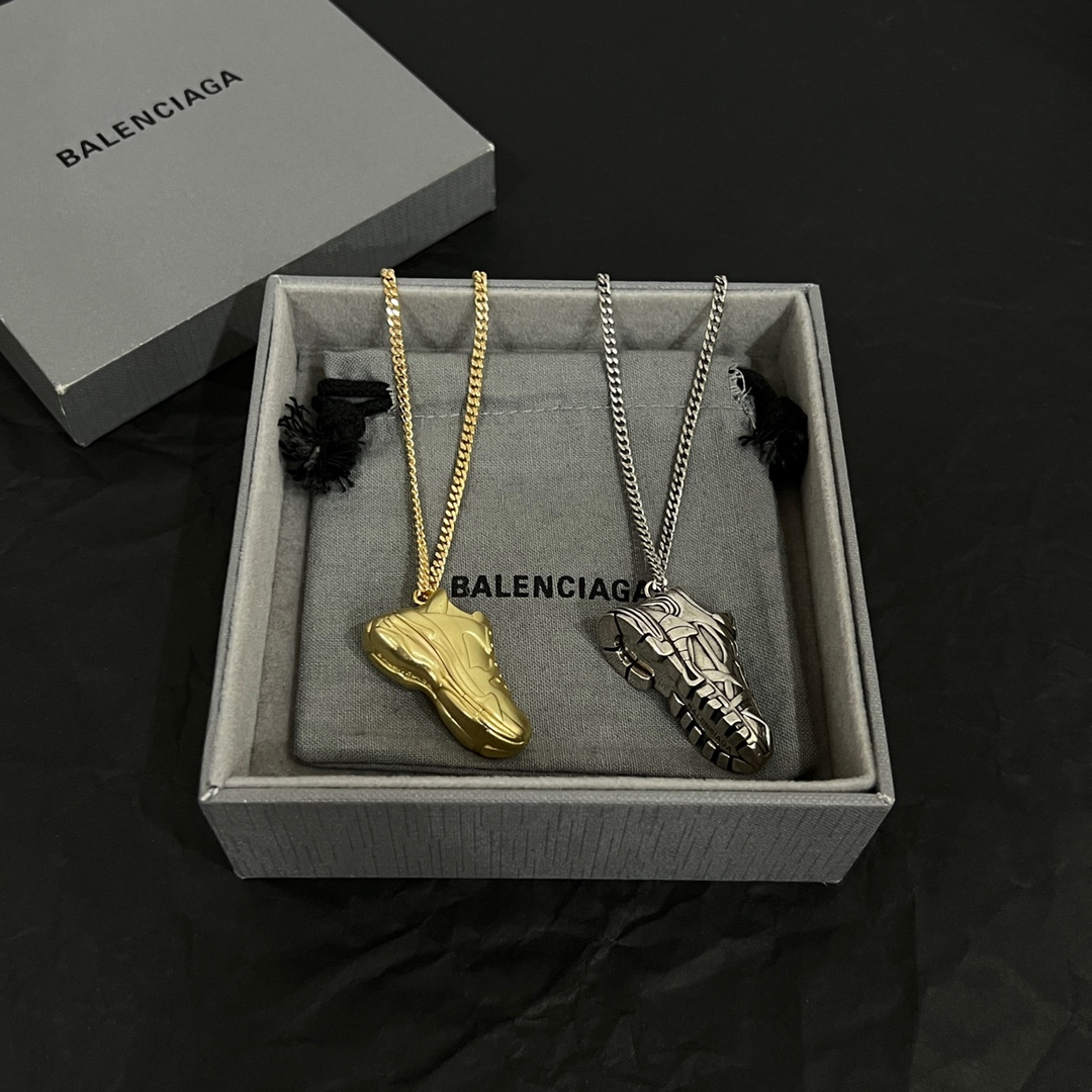 Balenciaga necklace-55