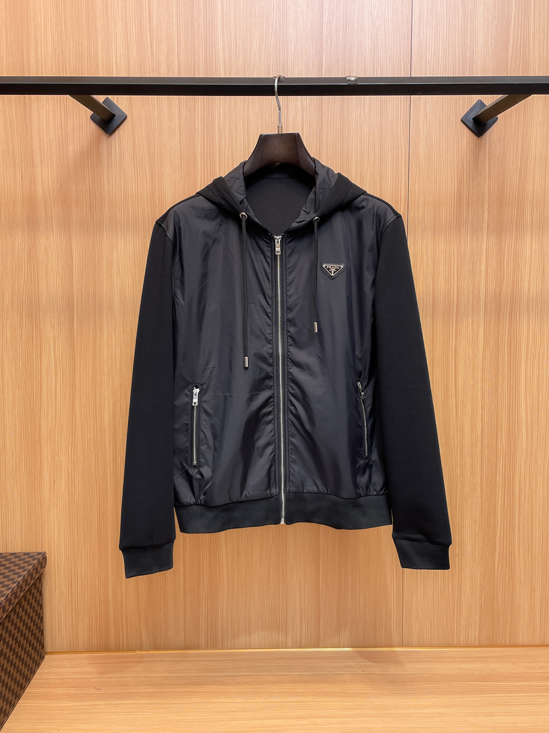 Prada Clothing-74