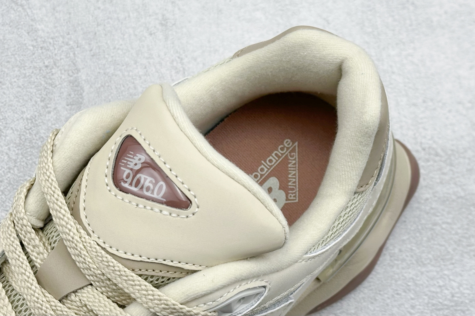 New Balance Sneakers-129
