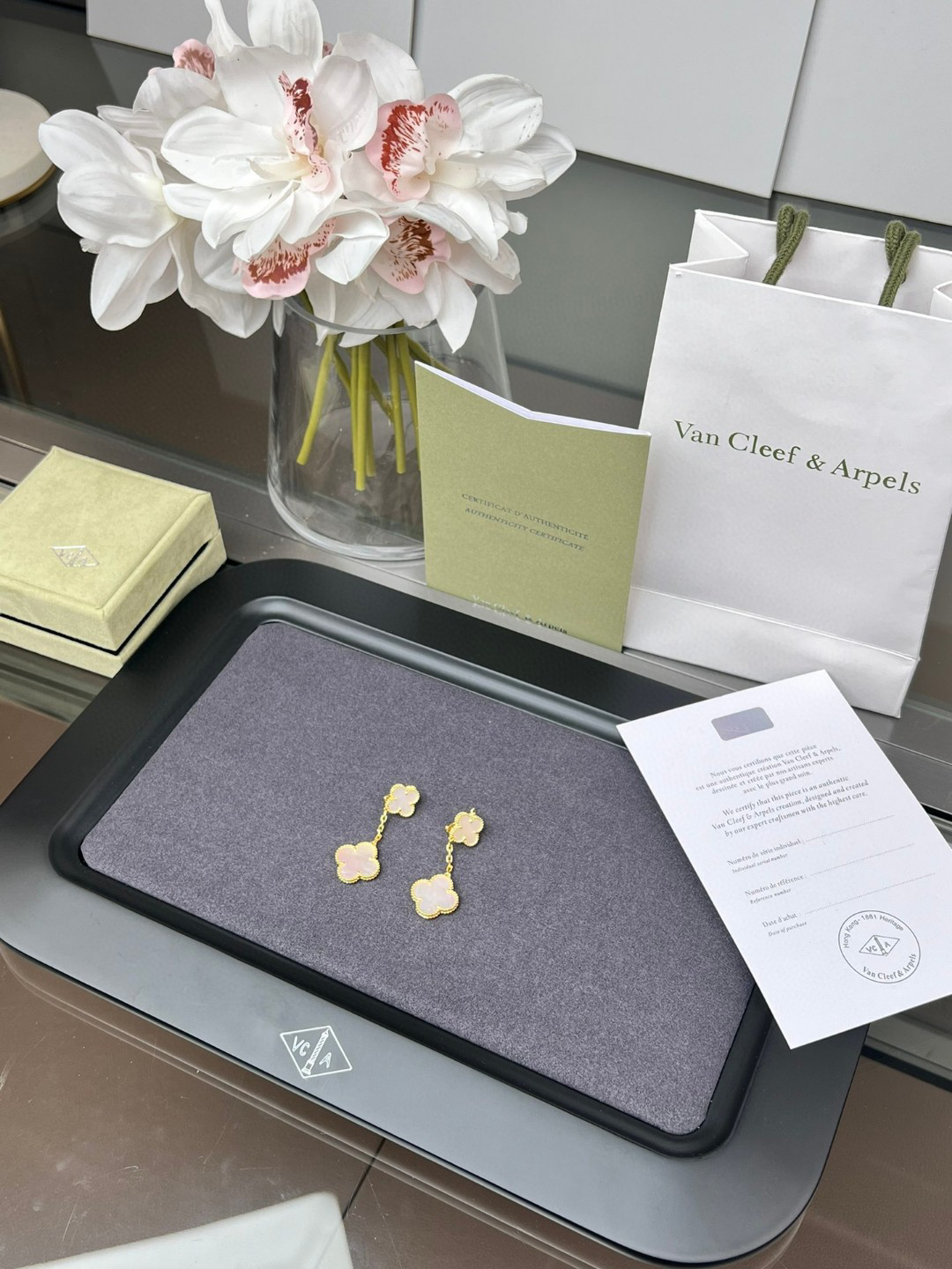 Van Cleef & Arpels earring-41