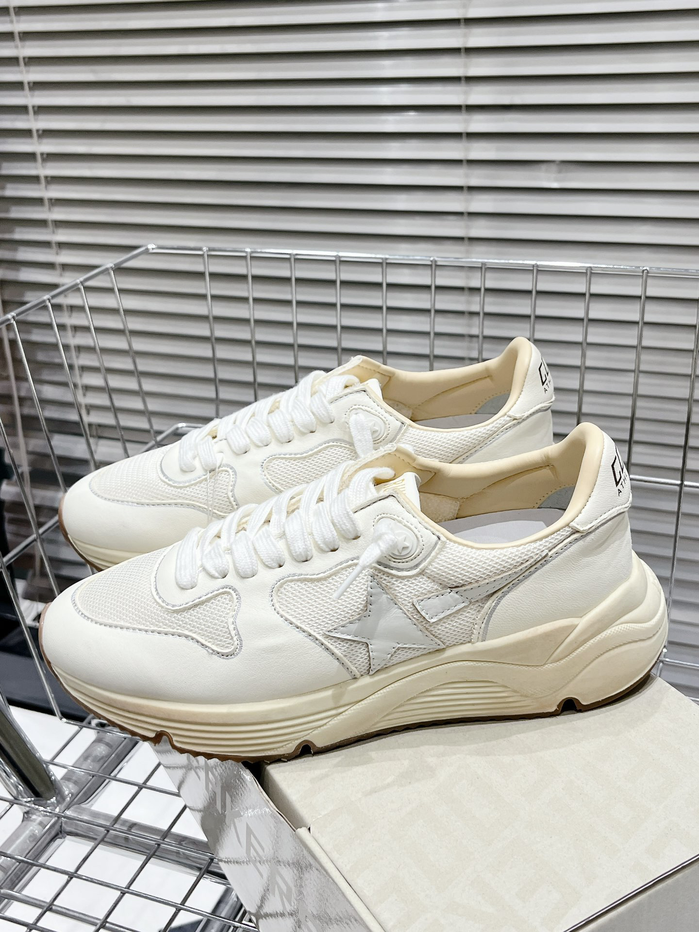 Golden Goose Sneakers-44