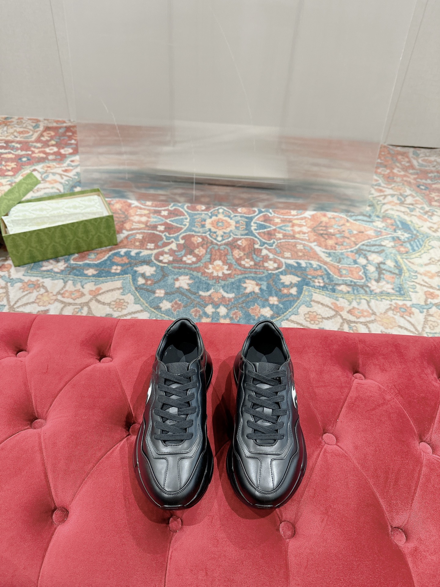 Gucci Sneakers-123