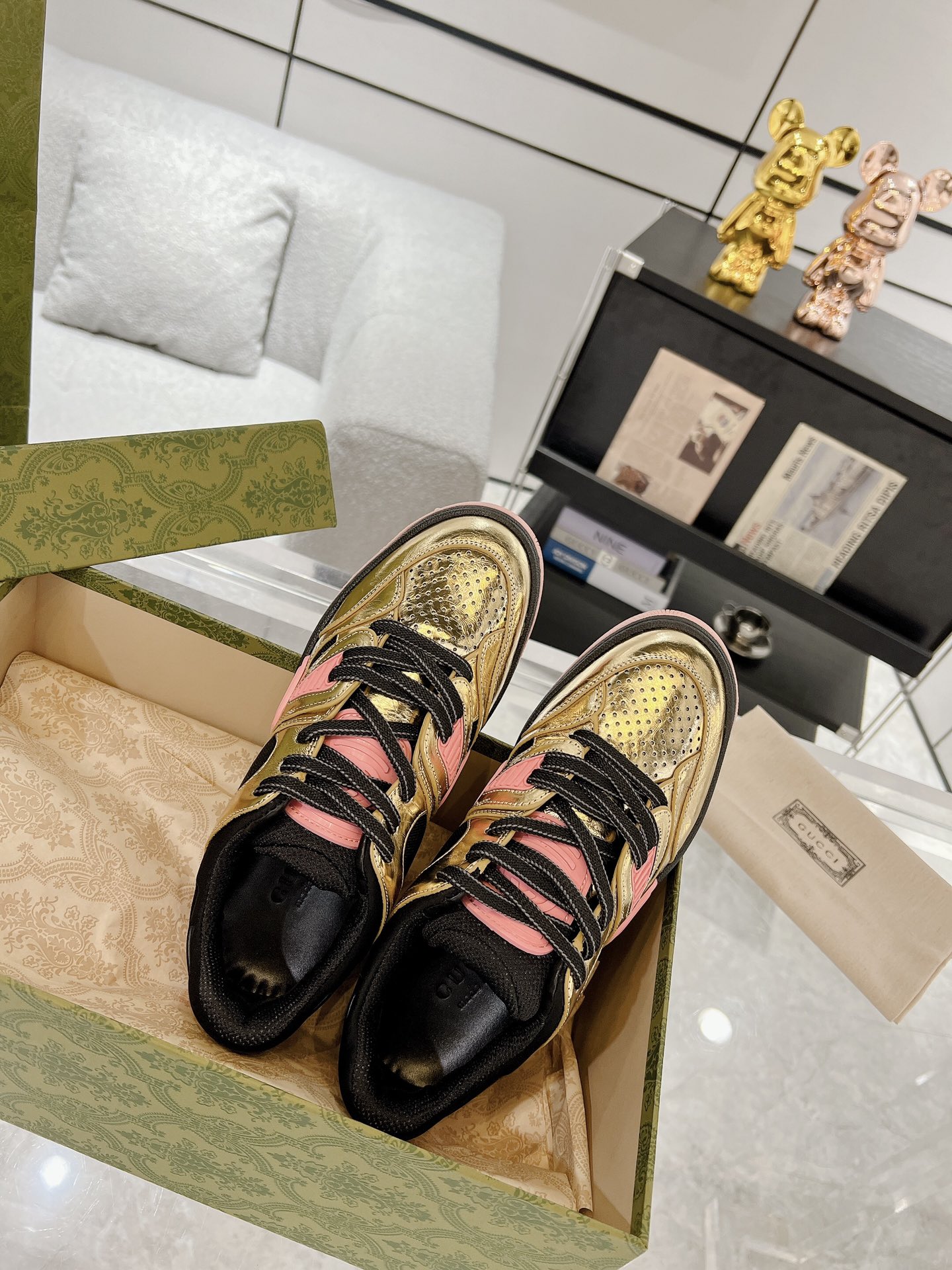 Gucci Sneakers-31